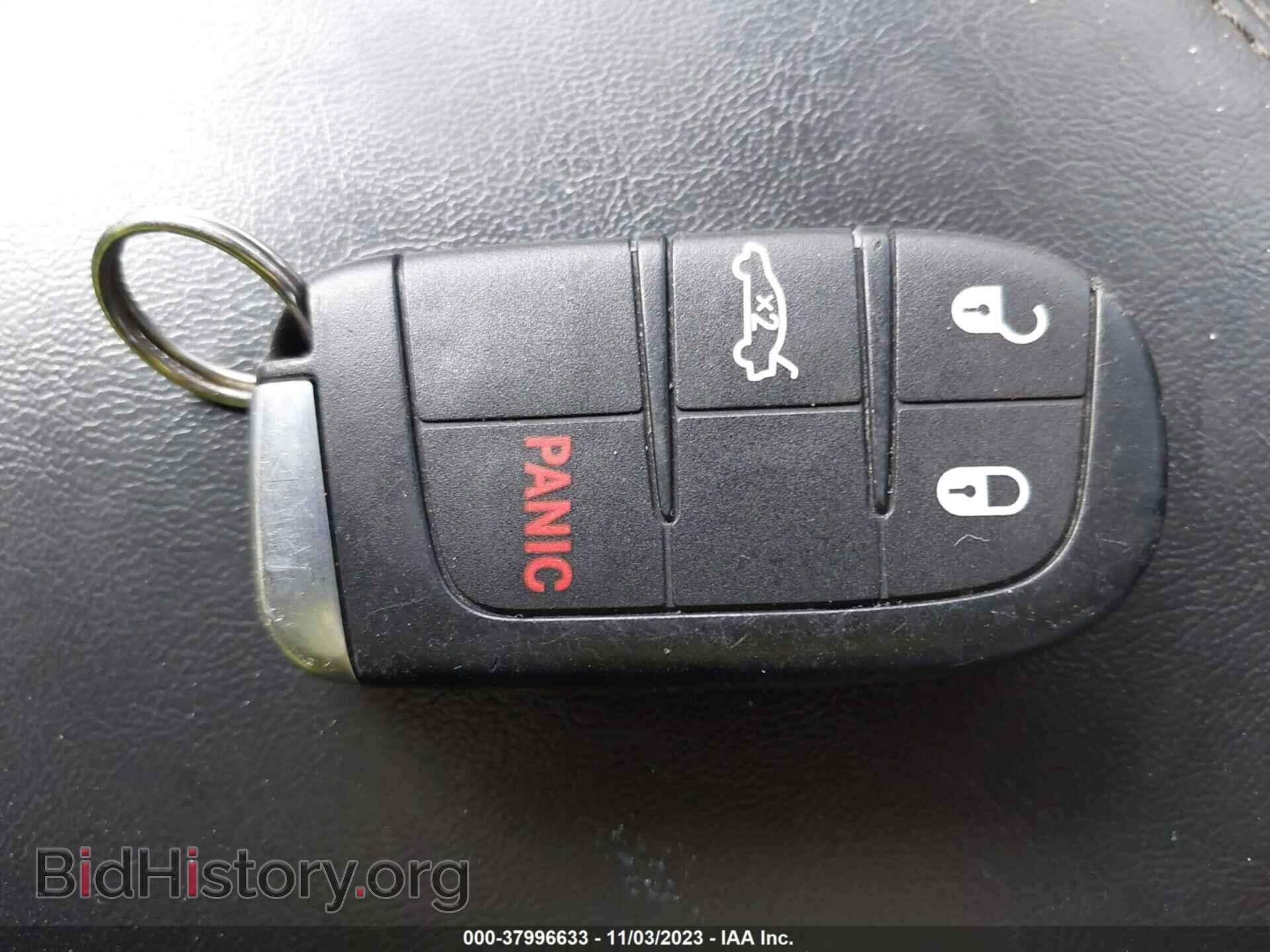 2016 CHRYSLER 200 - VIN: 1C3CCCAB7GN155474 - Фото 11
