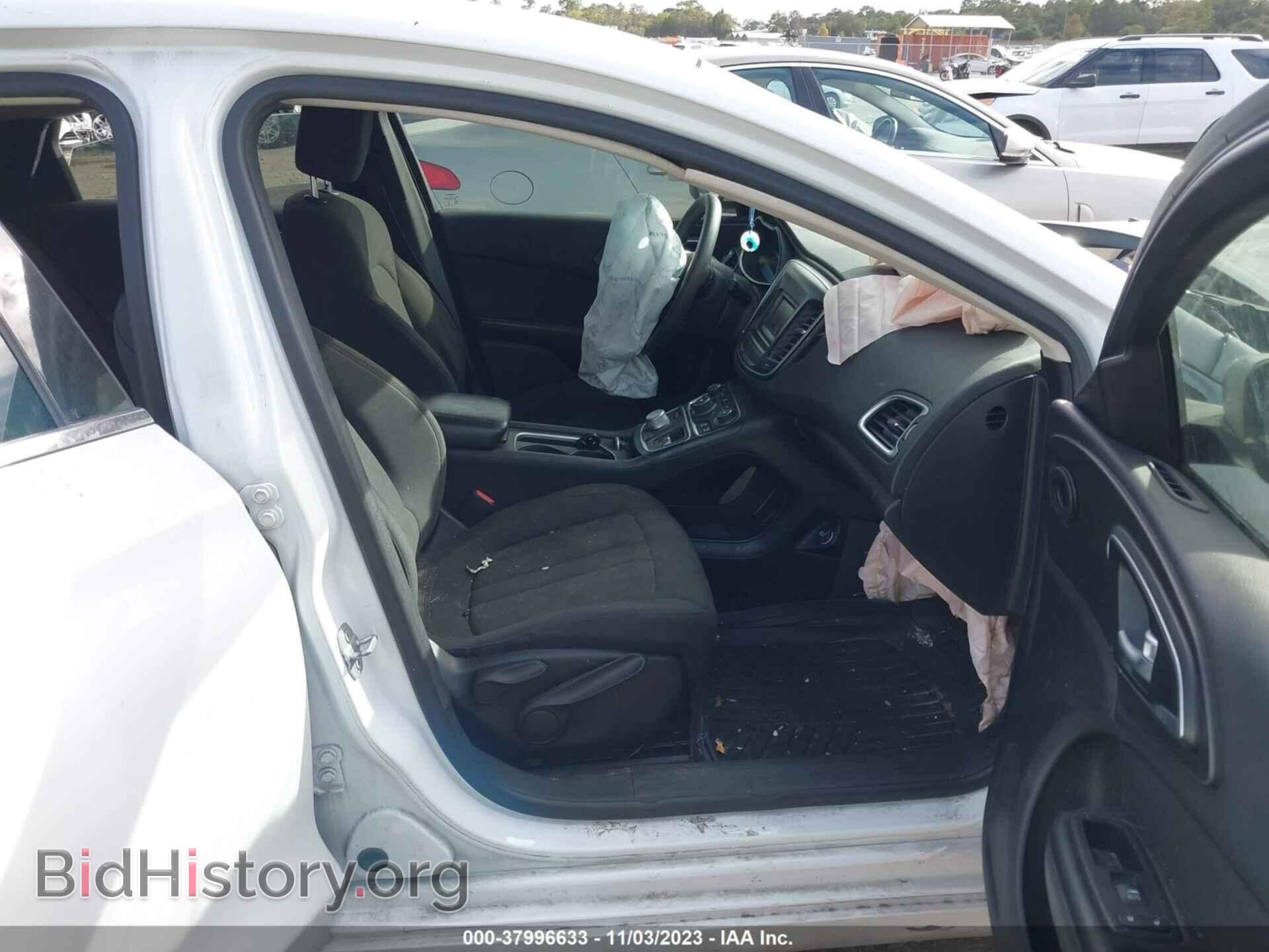 2016 CHRYSLER 200 - VIN: 1C3CCCAB7GN155474 - Фото 5