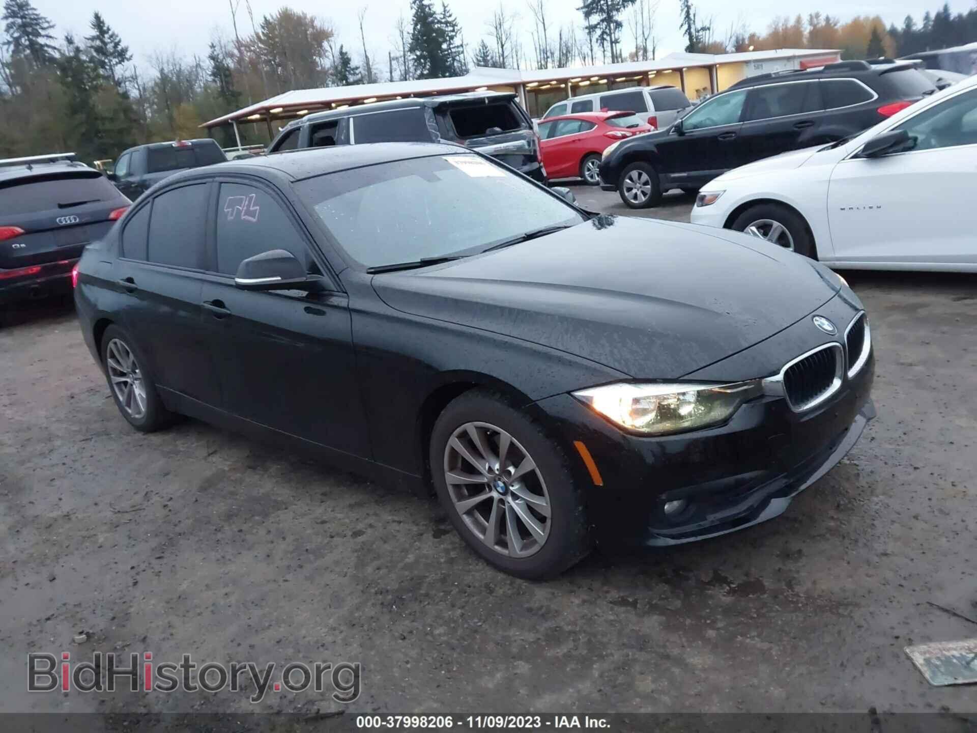 Photo WBA8E1G5XGNU11072 - BMW 320I 2016