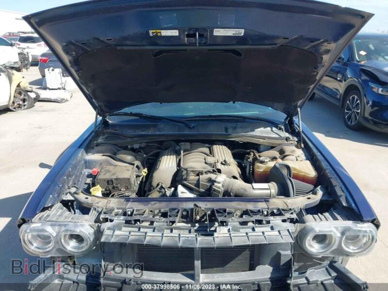 2016 Dodge CHALLENGER (VIN 2C3CDZDJ5GH289640) — photo 10 of 17