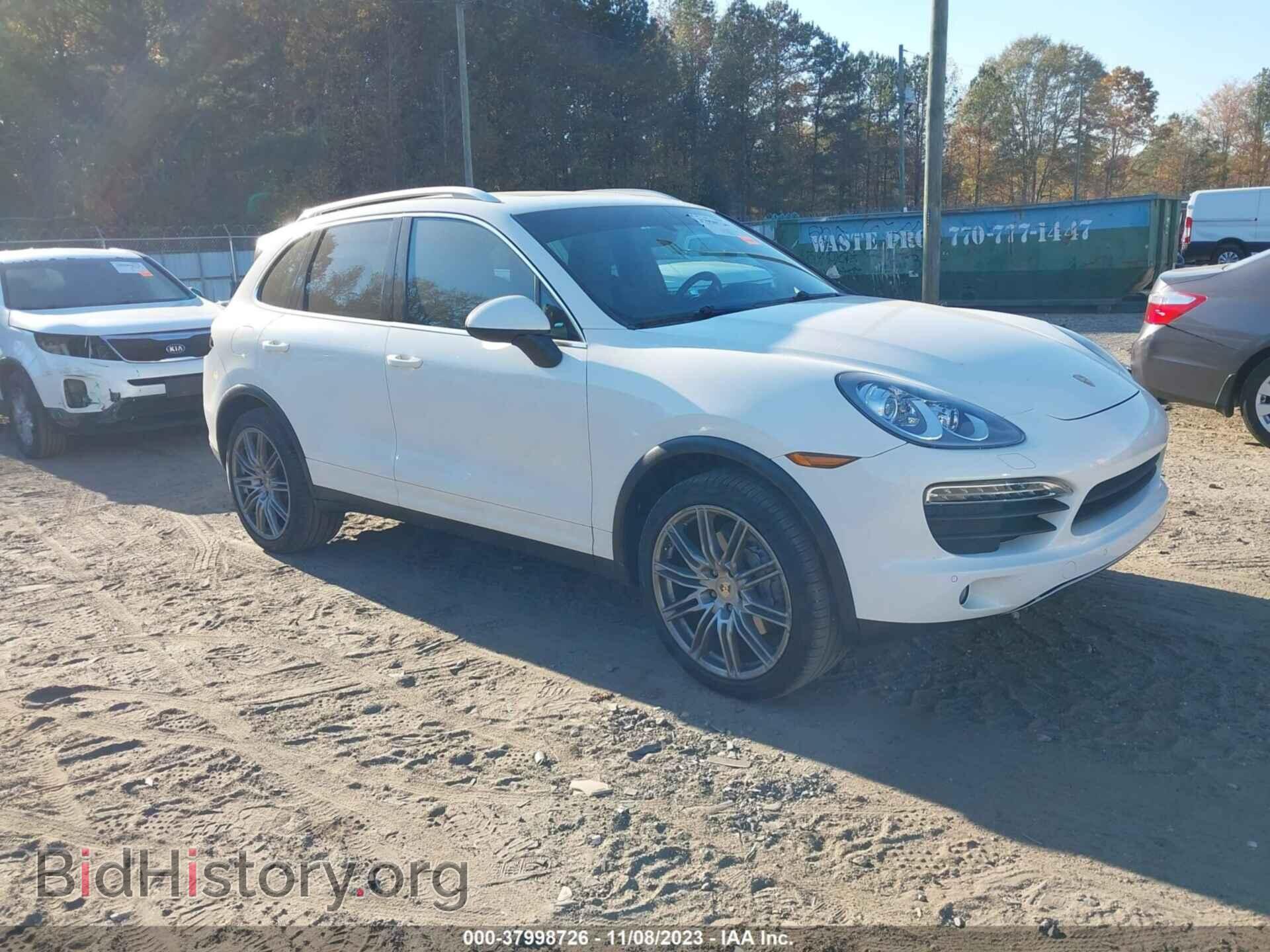 Фотография WP1AB2A23BLA44598 - PORSCHE CAYENNE 2011