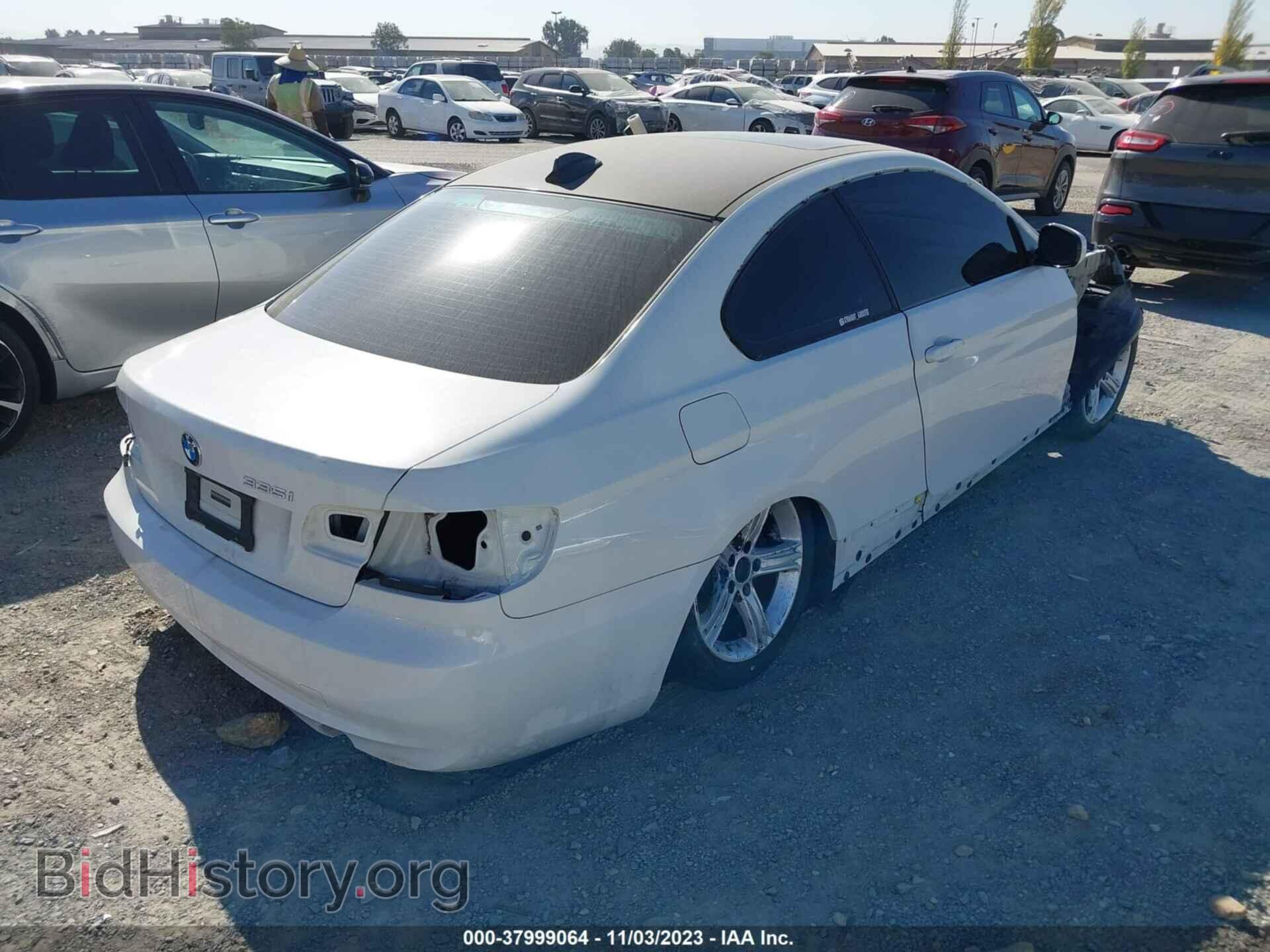 2011 BMW 335I - VIN: WBAKG7C54BE263678 - Фото 4