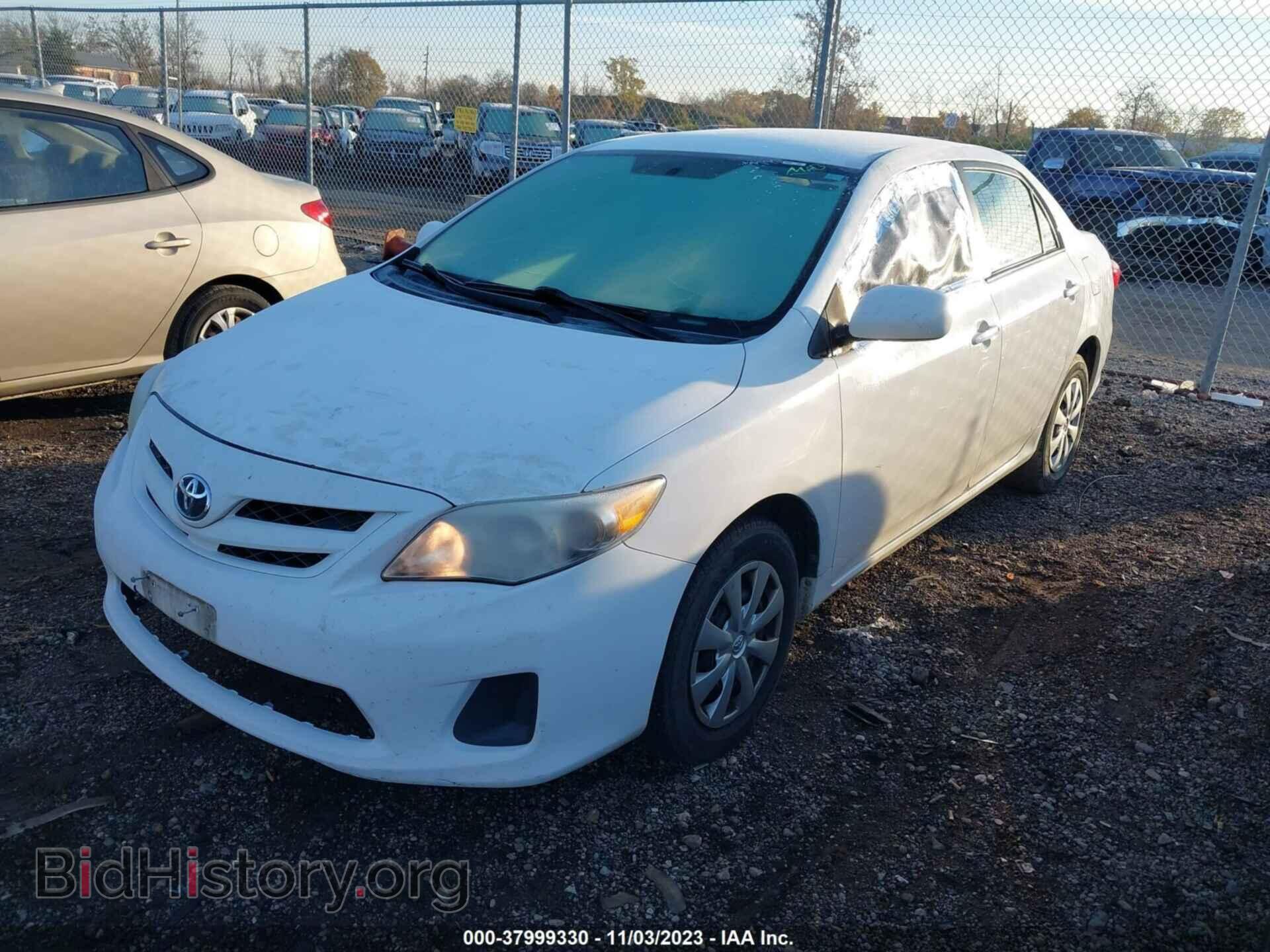 2011 TOYOTA COROLLA - VIN: 2T1BU4EE0BC627279 - Фото 2