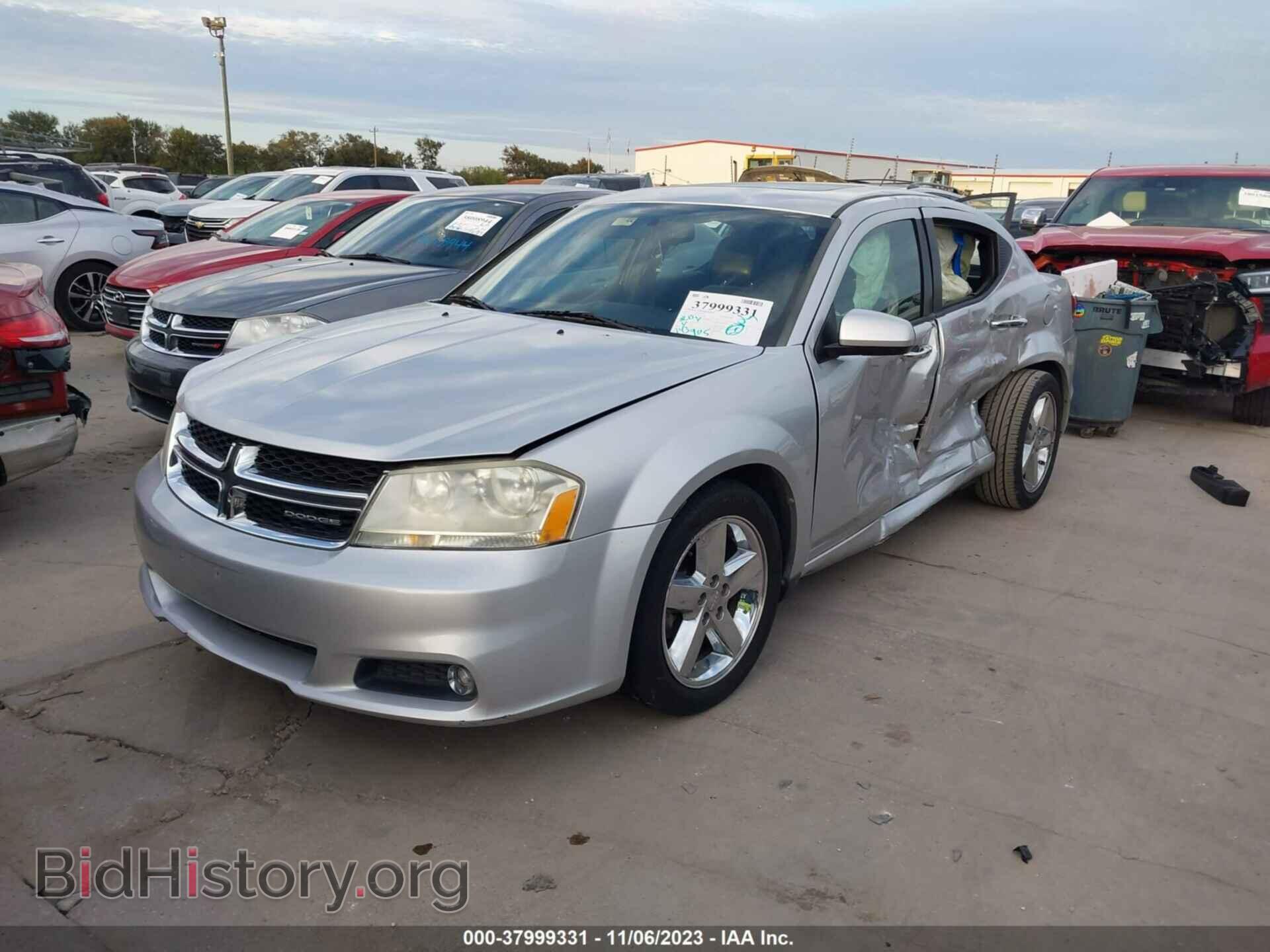 2011 DODGE AVENGER - VIN: 1B3BD2FG5BN573383 - Фото 2