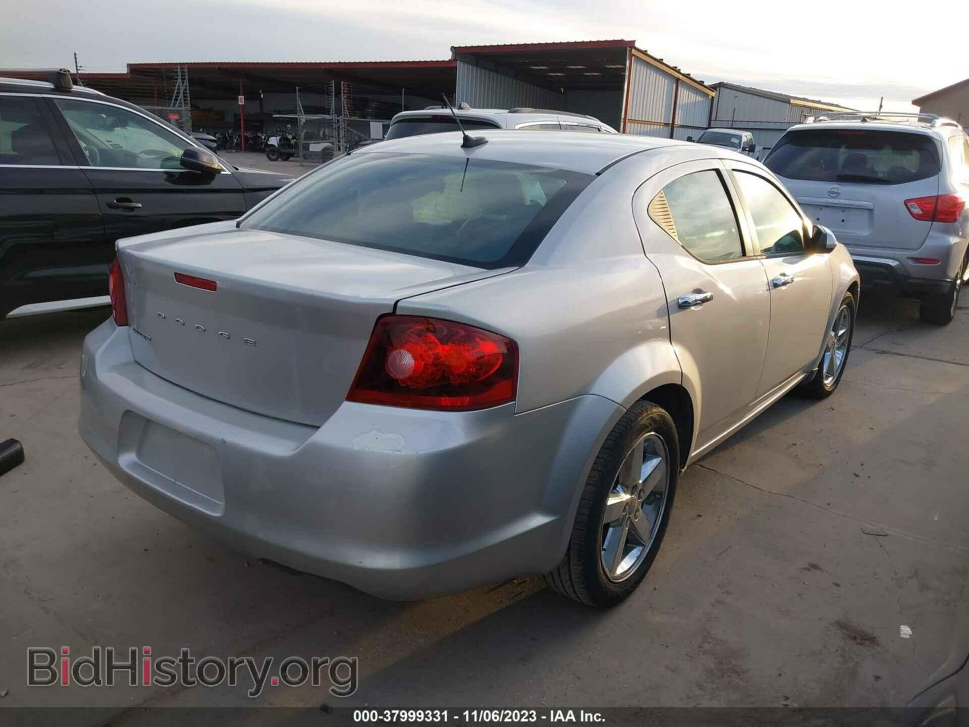 2011 DODGE AVENGER - VIN: 1B3BD2FG5BN573383 - Фото 4