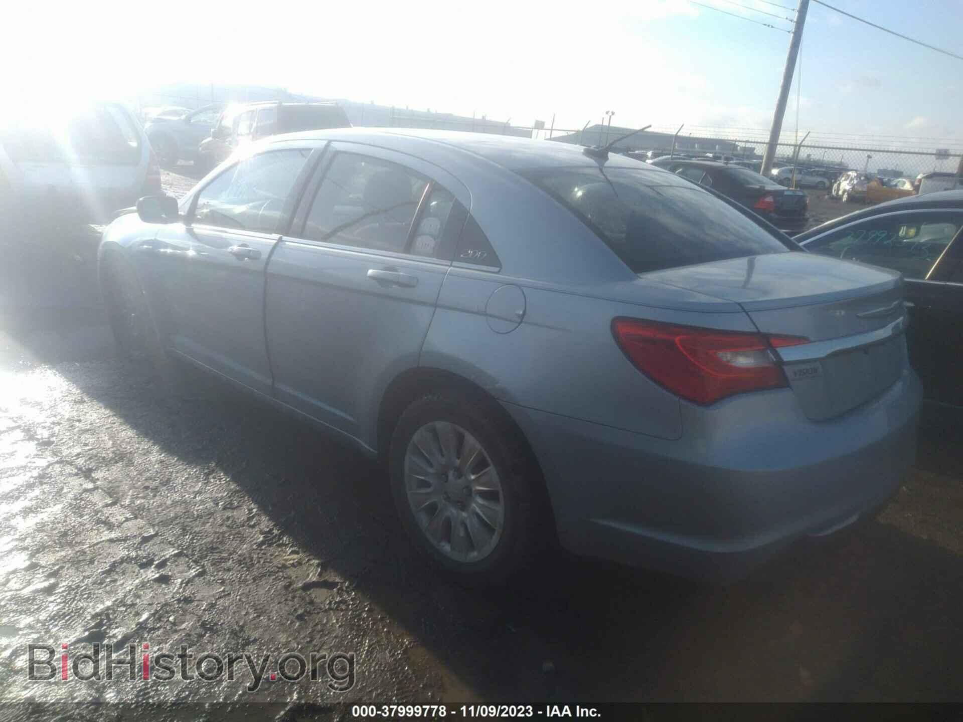 2012 CHRYSLER 200 - VIN: 1C3CCBAB2CN138330 - Фото 3