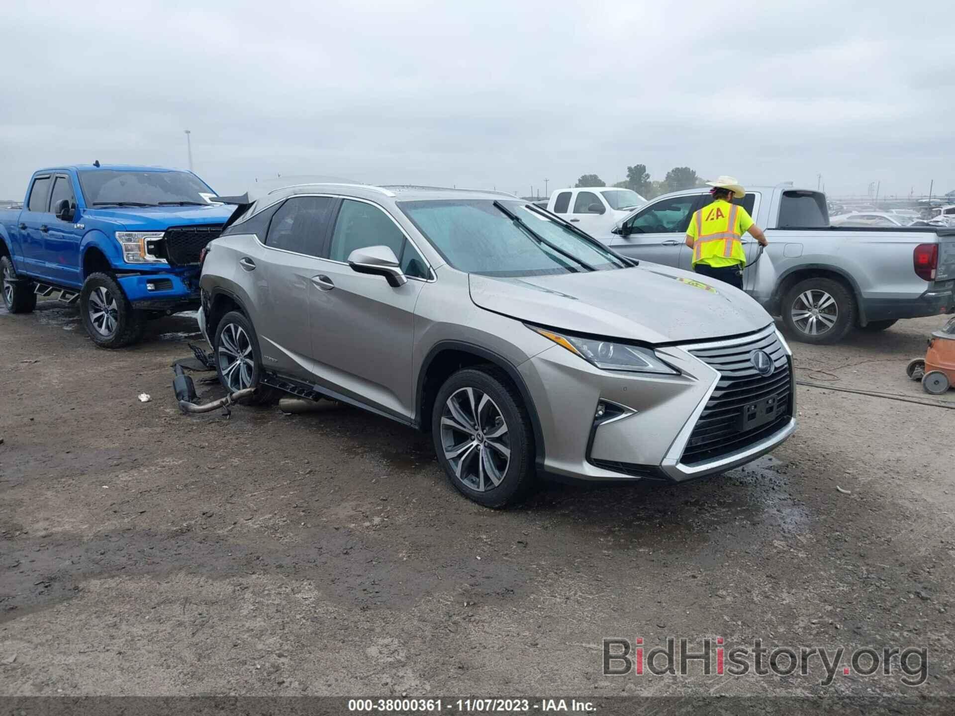 Photo 2T2BGMCA3KC037029 - LEXUS RX 450H 2019