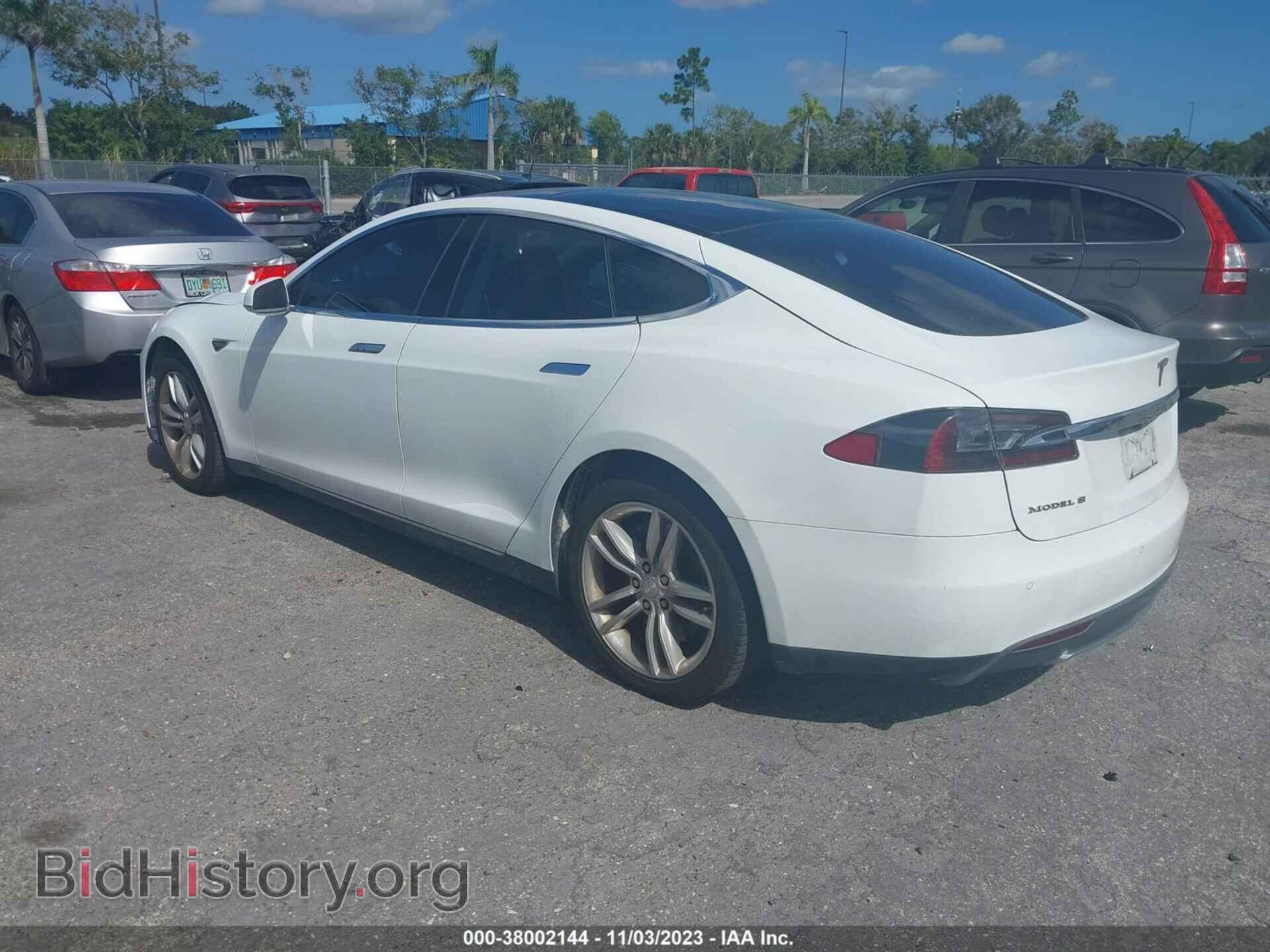 2014 TESLA MODEL S - VIN: 5YJSA1H13EFP32978 - Фото 3