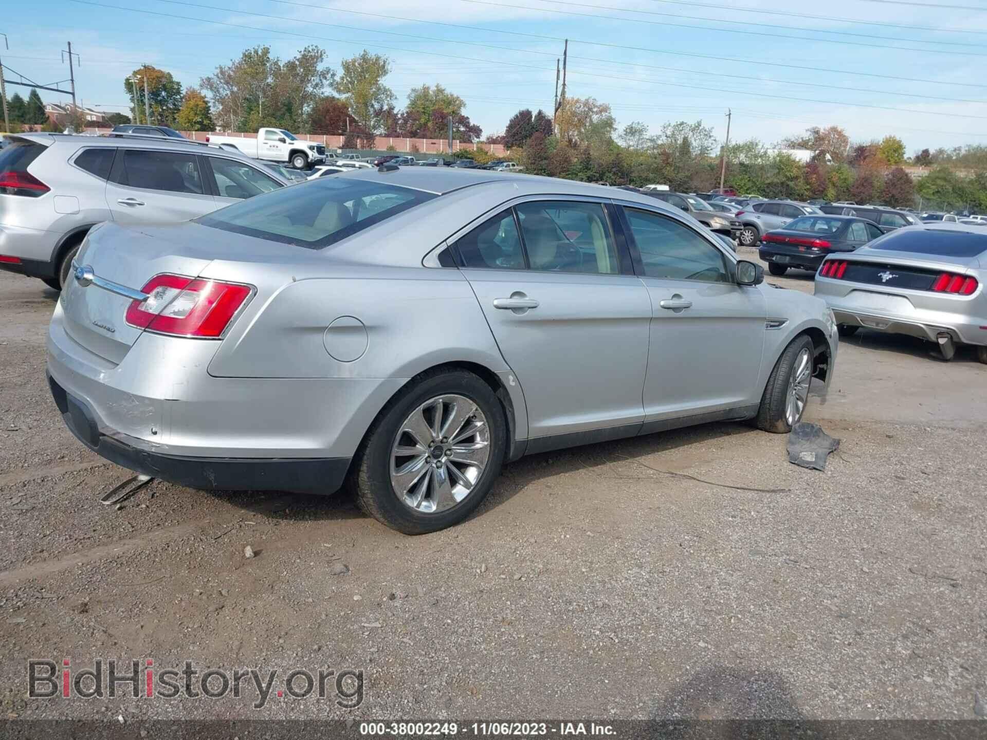 2011 FORD TAURUS - VIN: 1FAHP2FW4BG117473 - Фото 4