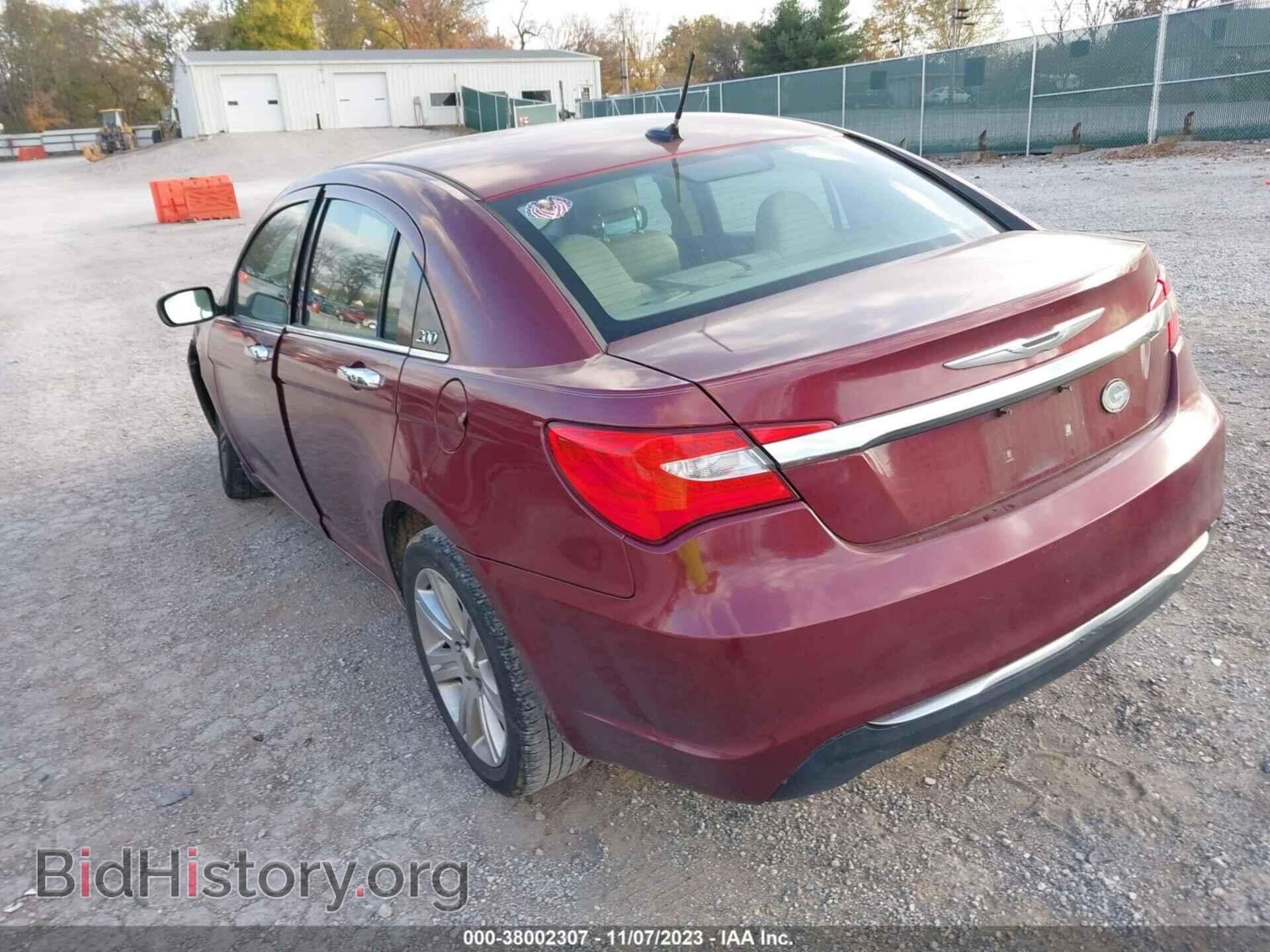 2012 CHRYSLER 200 - VIN: 1C3CCBBB2CN214563 - Фото 3