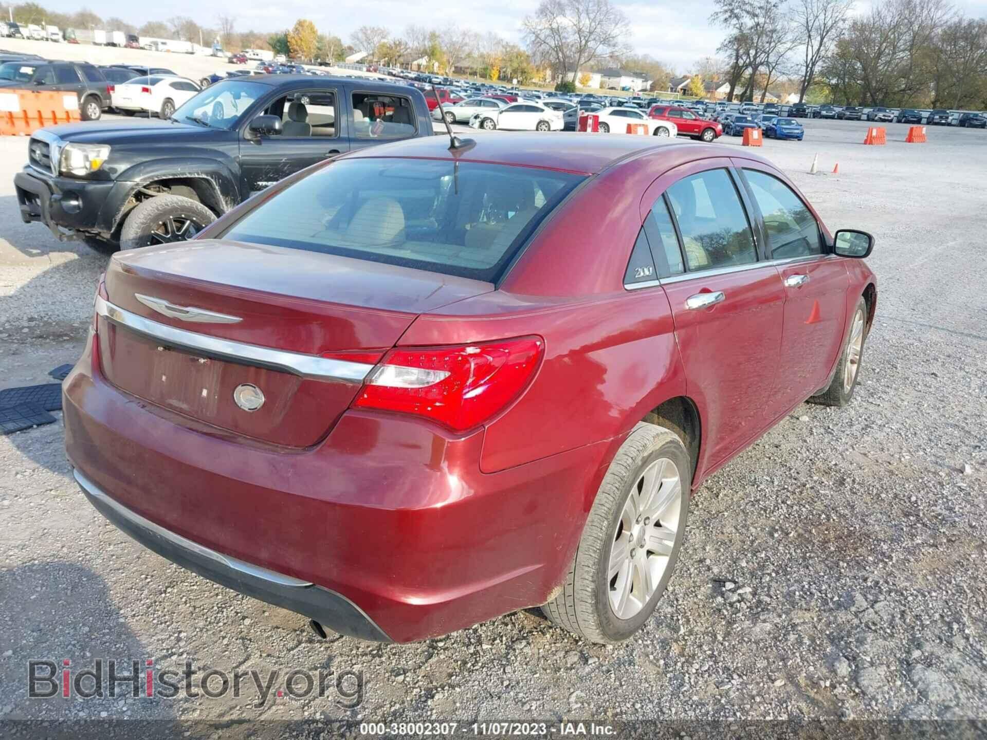 2012 CHRYSLER 200 - VIN: 1C3CCBBB2CN214563 - Фото 4