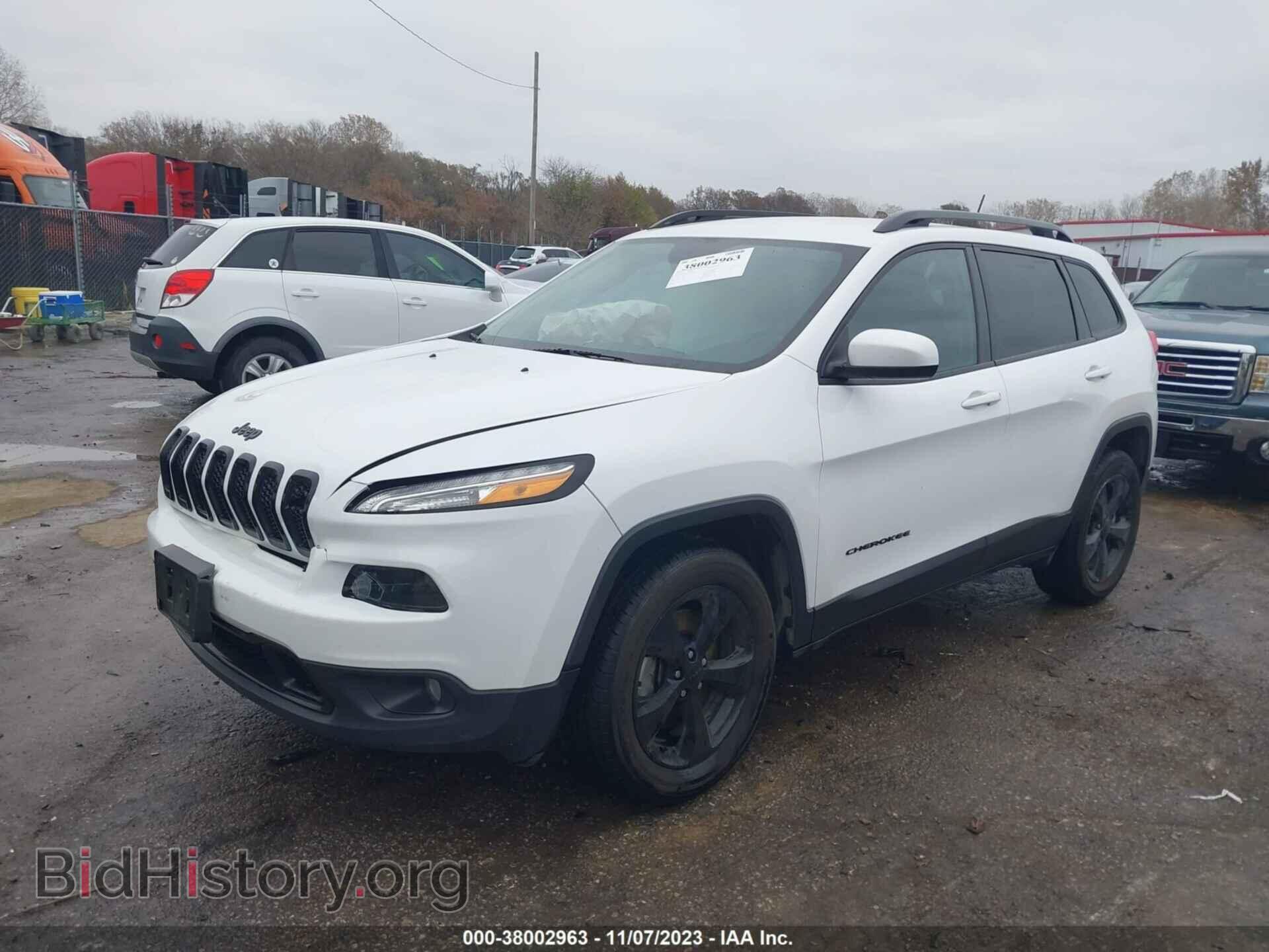 2018 JEEP CHEROKEE - VIN: 1C4PJMCB0JD532603 - Фото 2