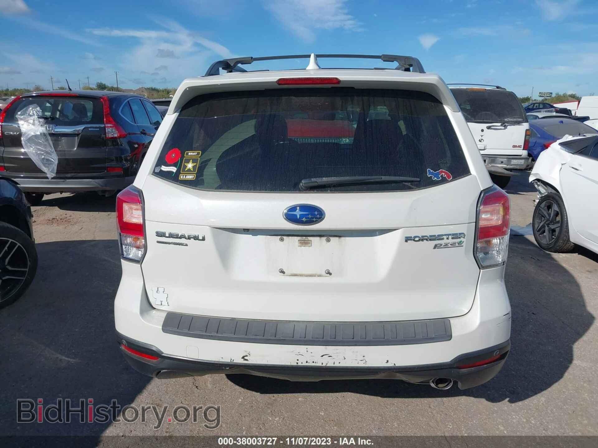 2017 SUBARU FORESTER - VIN: JF2SJAWC4HH480166 - Фото 16