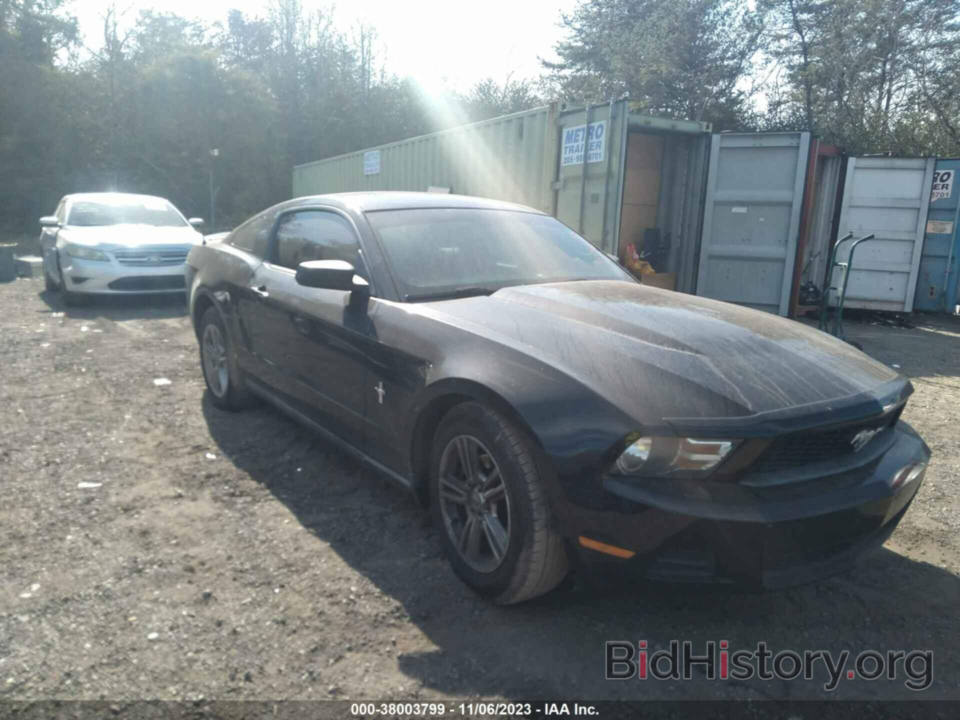 Photo 1ZVBP8AM6C5206089 - FORD MUSTANG 2012