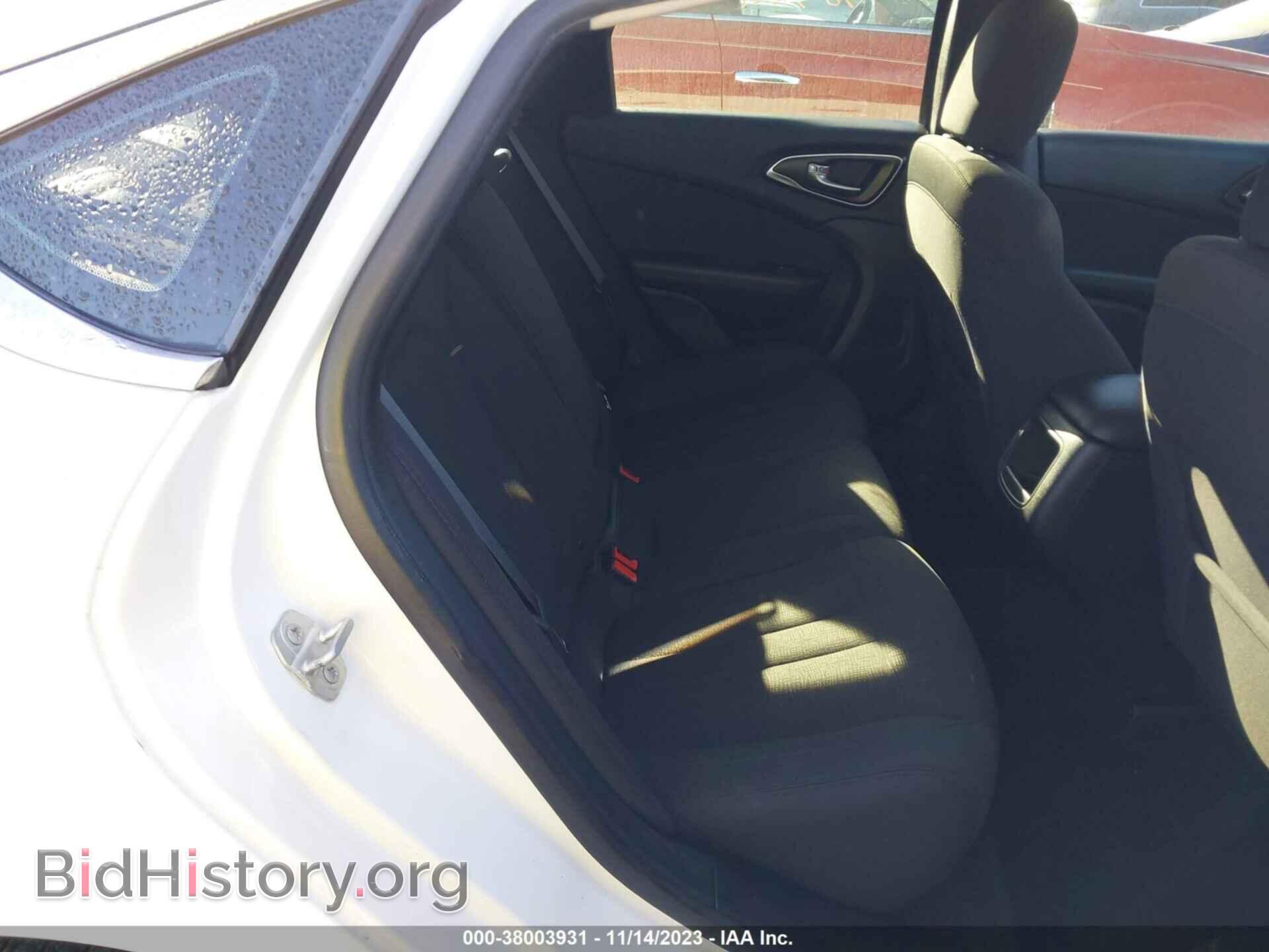 2016 CHRYSLER 200 - VIN: 1C3CCCAB1GN169385 - Photo 8