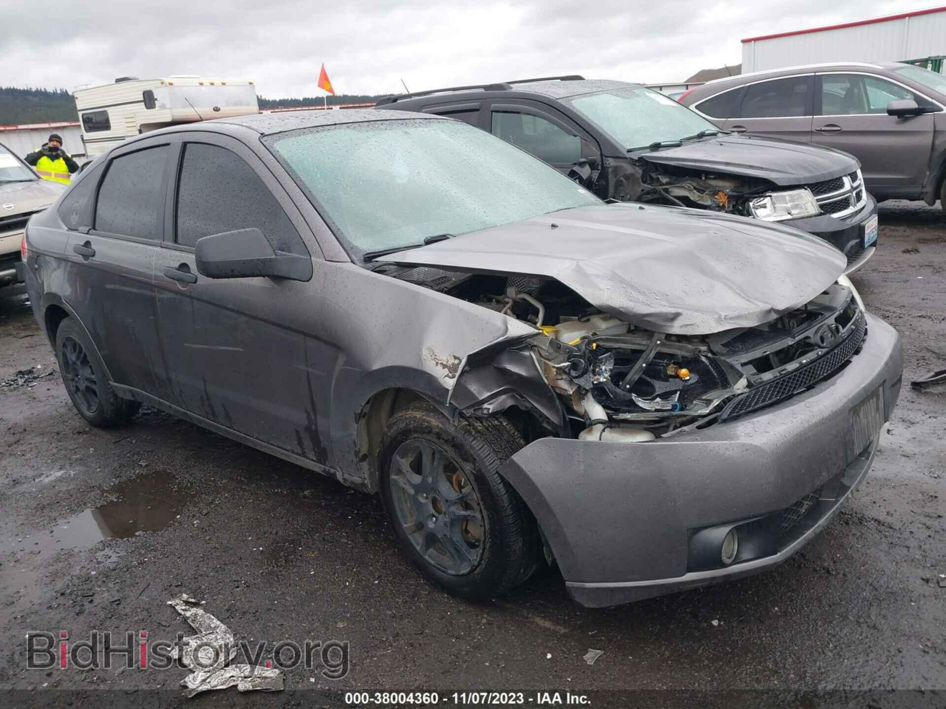 Photo 1FAHP3FN5AW227837 - FORD FOCUS 2010