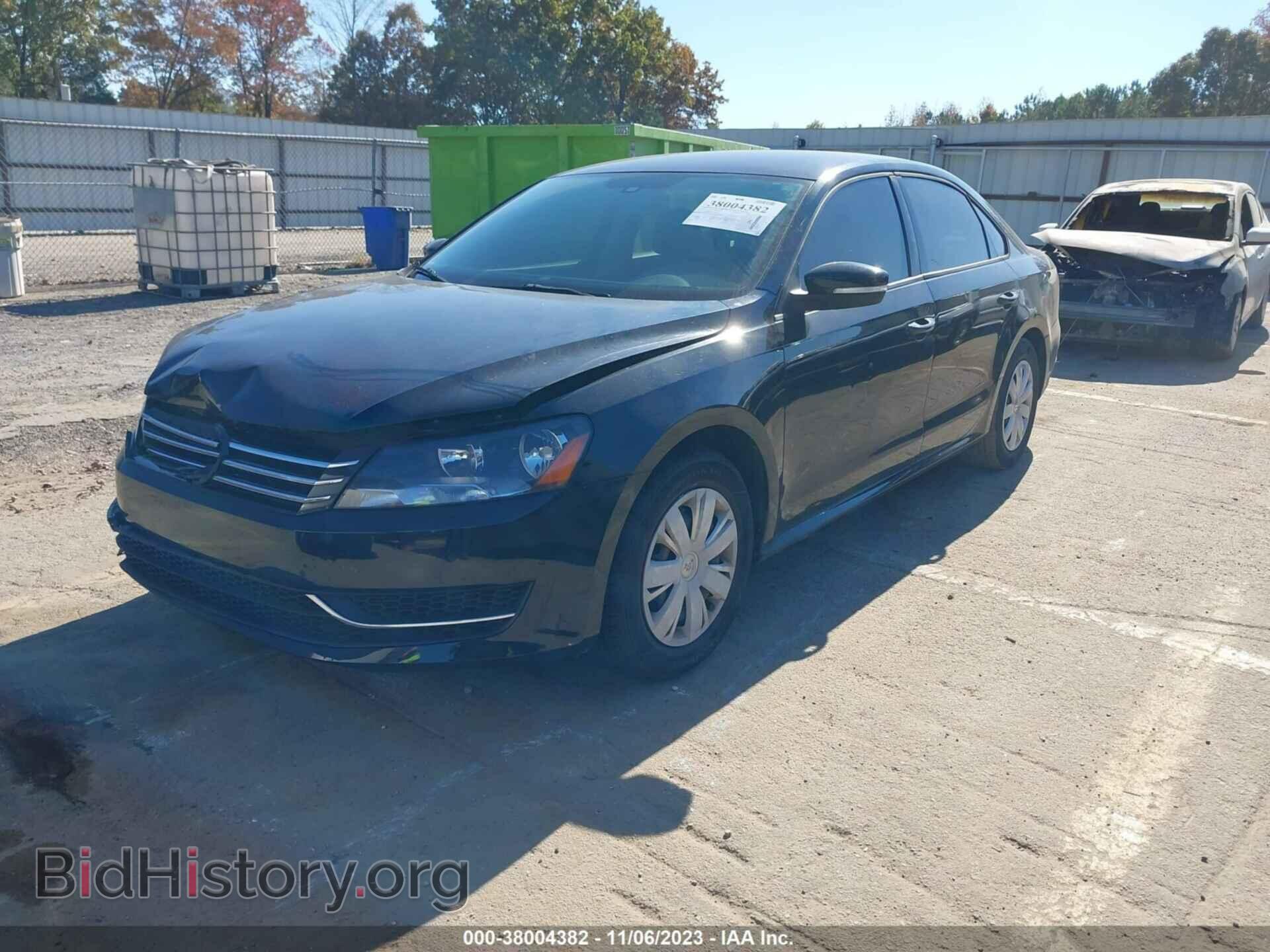 2013 VOLKSWAGEN PASSAT - VIN: 1VWAP7A36DC048573 - Фото 2