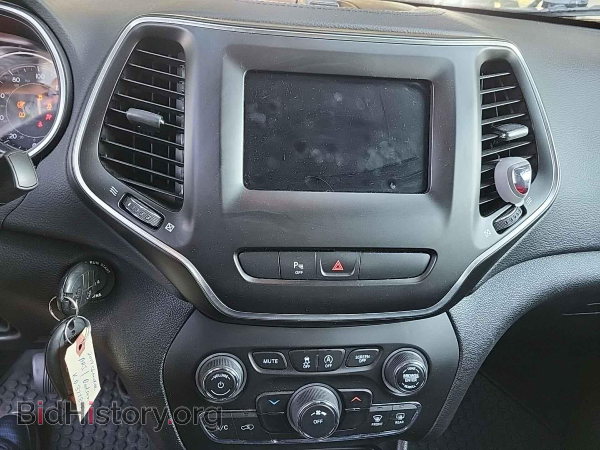 2019 JEEP CHEROKEE - VIN: 1C4PJMCB1KD377805 - Фото 8