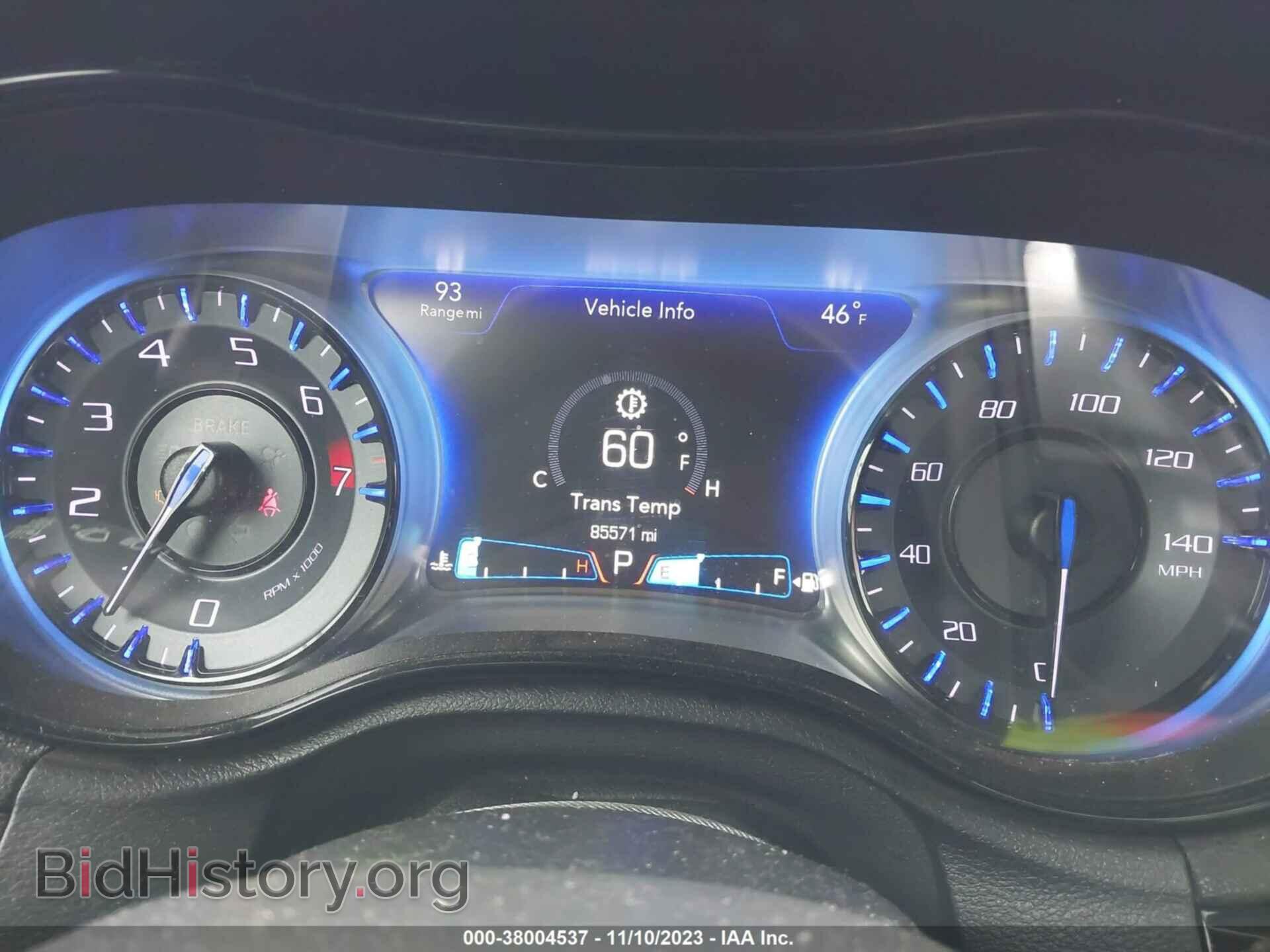 2017 CHRYSLER 300 - VIN: 2C3CCABG4HH635464 - Фото 7
