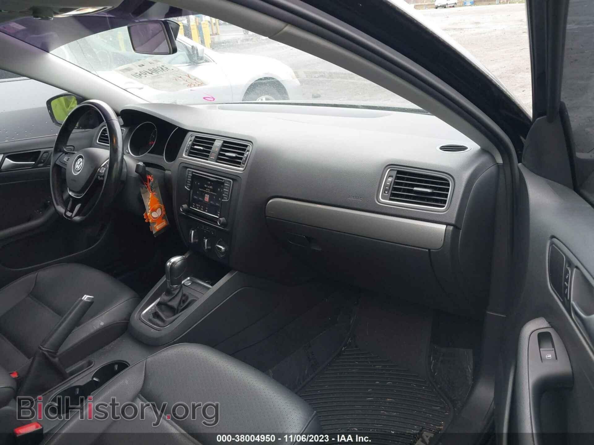 2017 VOLKSWAGEN JETTA - VIN: 3VWDB7AJ4HM407191 - Фото 5