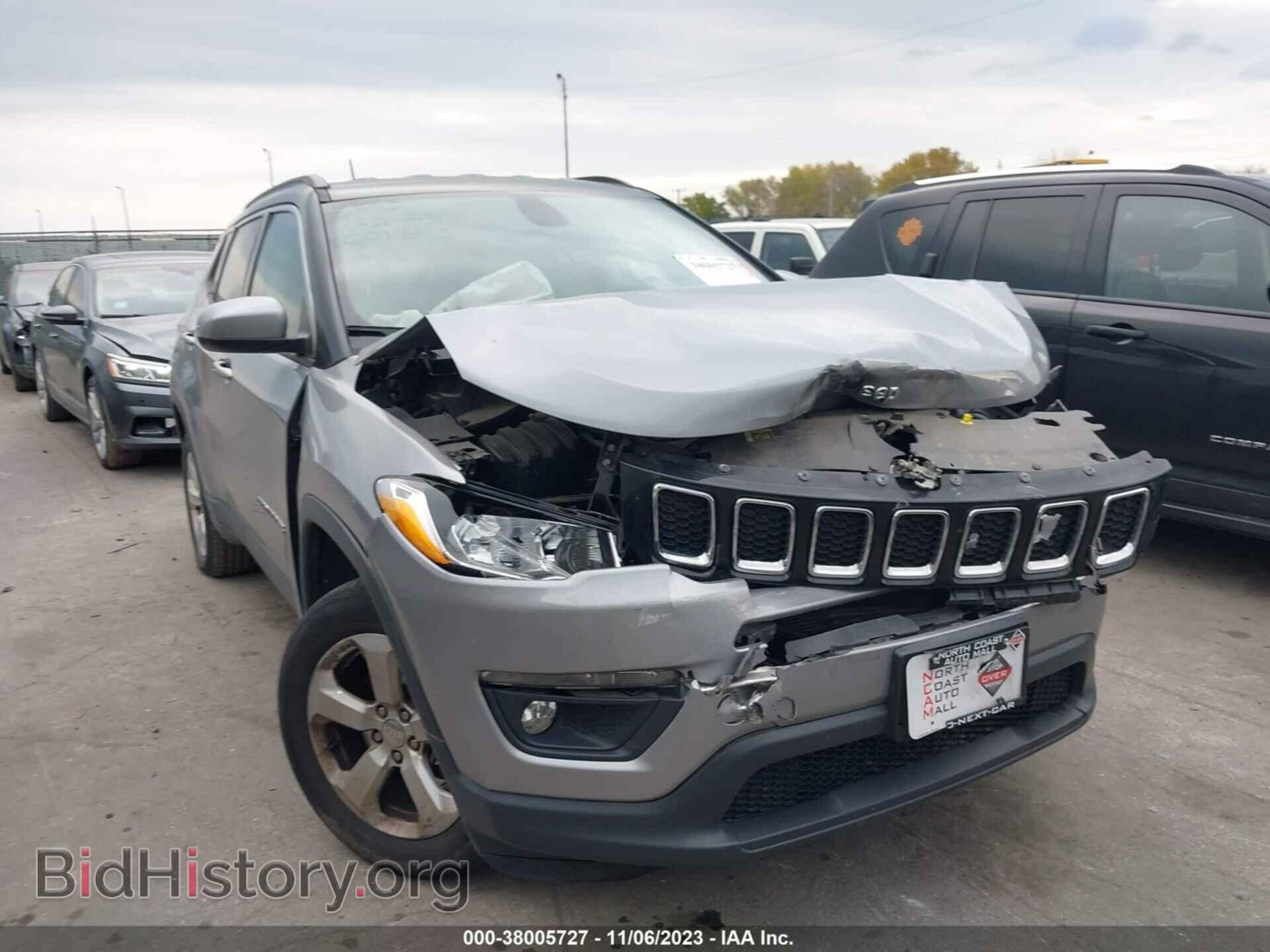 Фотография 3C4NJDBB3JT131890 - JEEP COMPASS 2018