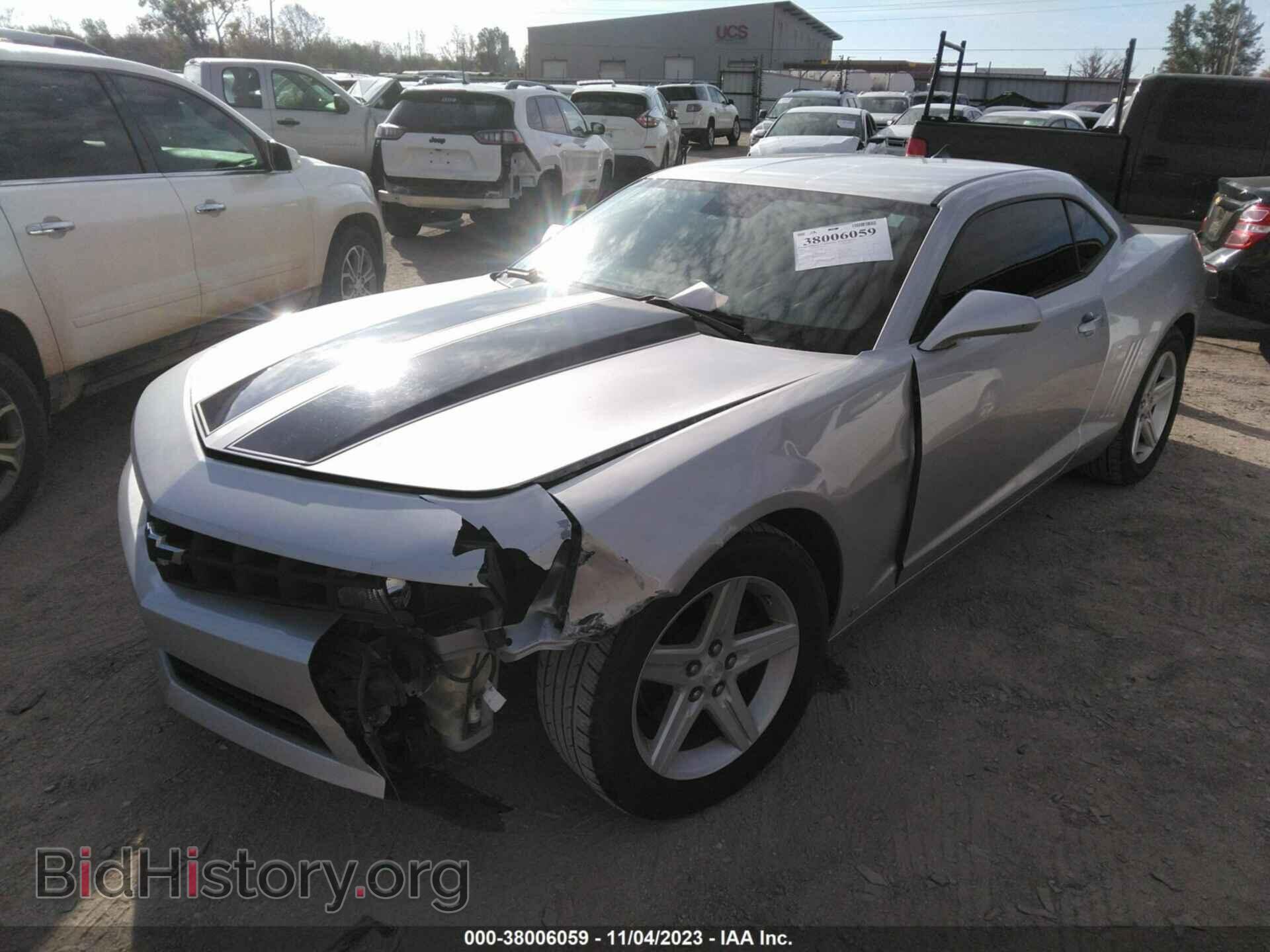 2010 CHEVROLET CAMARO - VIN: 2G1FB1EV2A9129811 - Фото 2