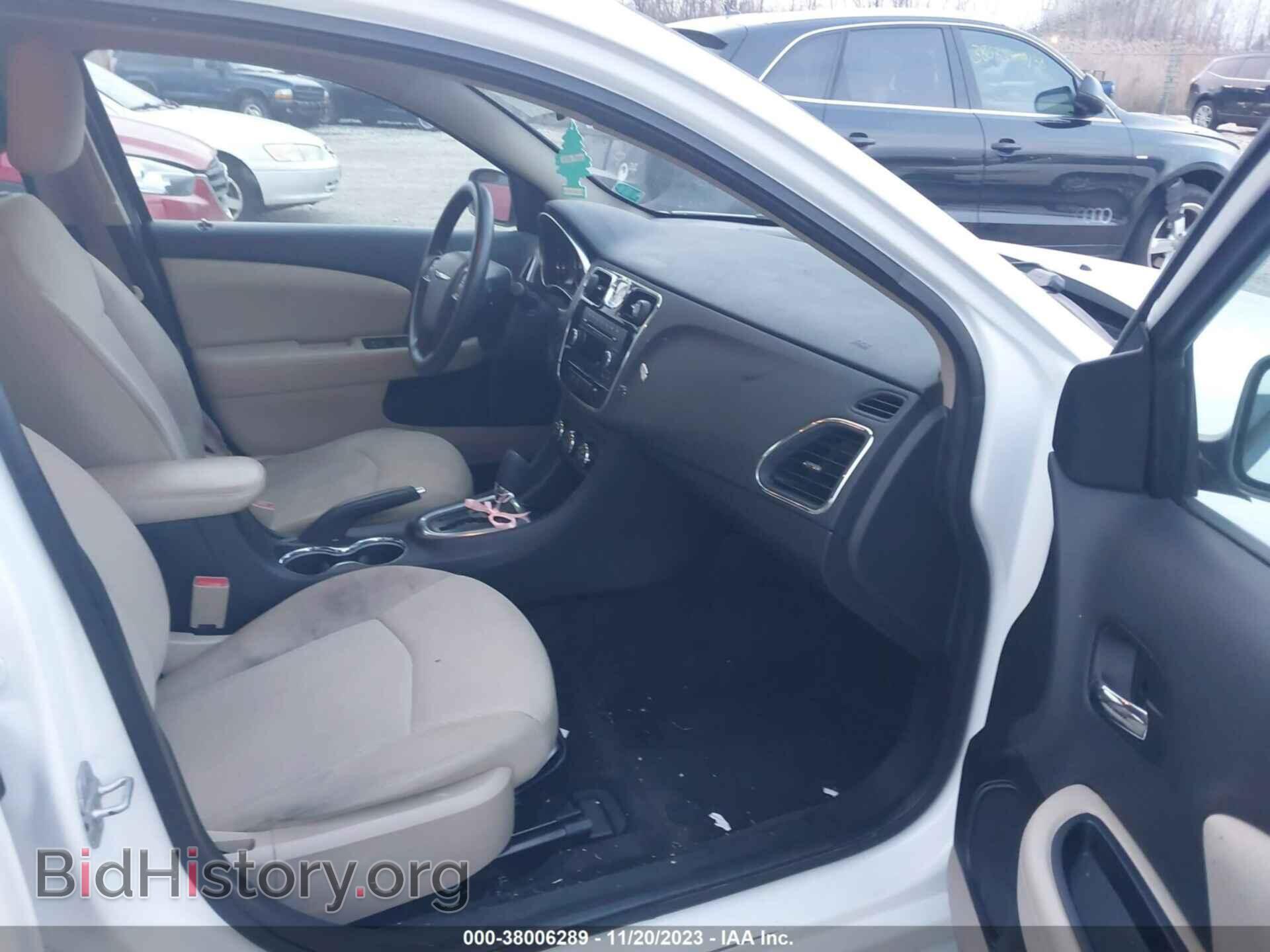2013 CHRYSLER 200 - VIN: 1C3CCBAB2DN686104 - Фото 5