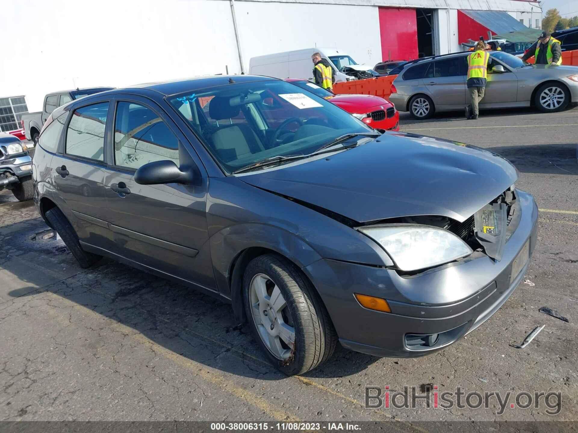 Photo 1FAFP37N36W165366 - FORD FOCUS 2006