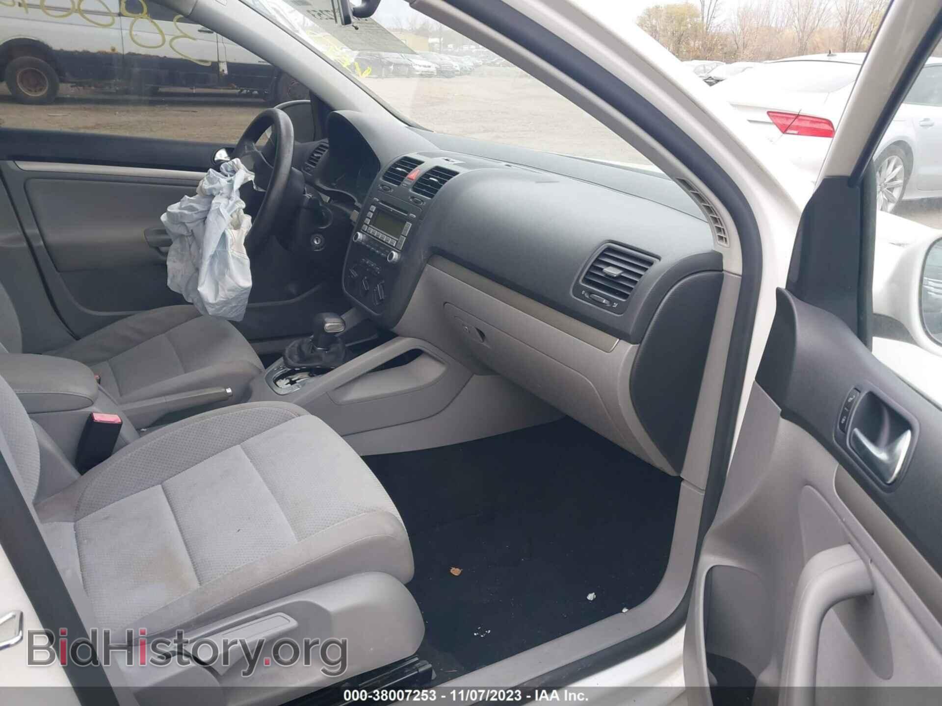 2008 VOLKSWAGEN RABBIT - VIN: WVWDB71K08W320528 - Фото 5