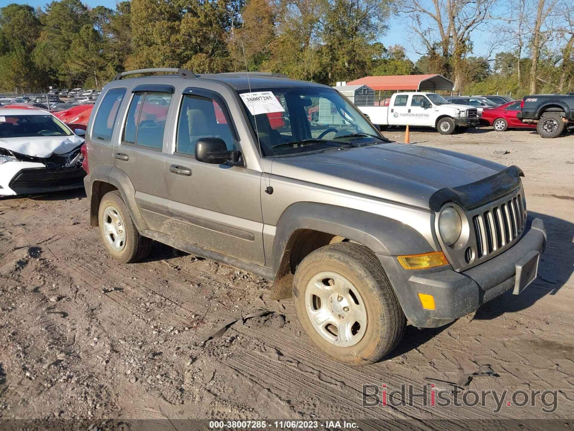 Photo 1J4GL48K57W504872 - JEEP LIBERTY 2007