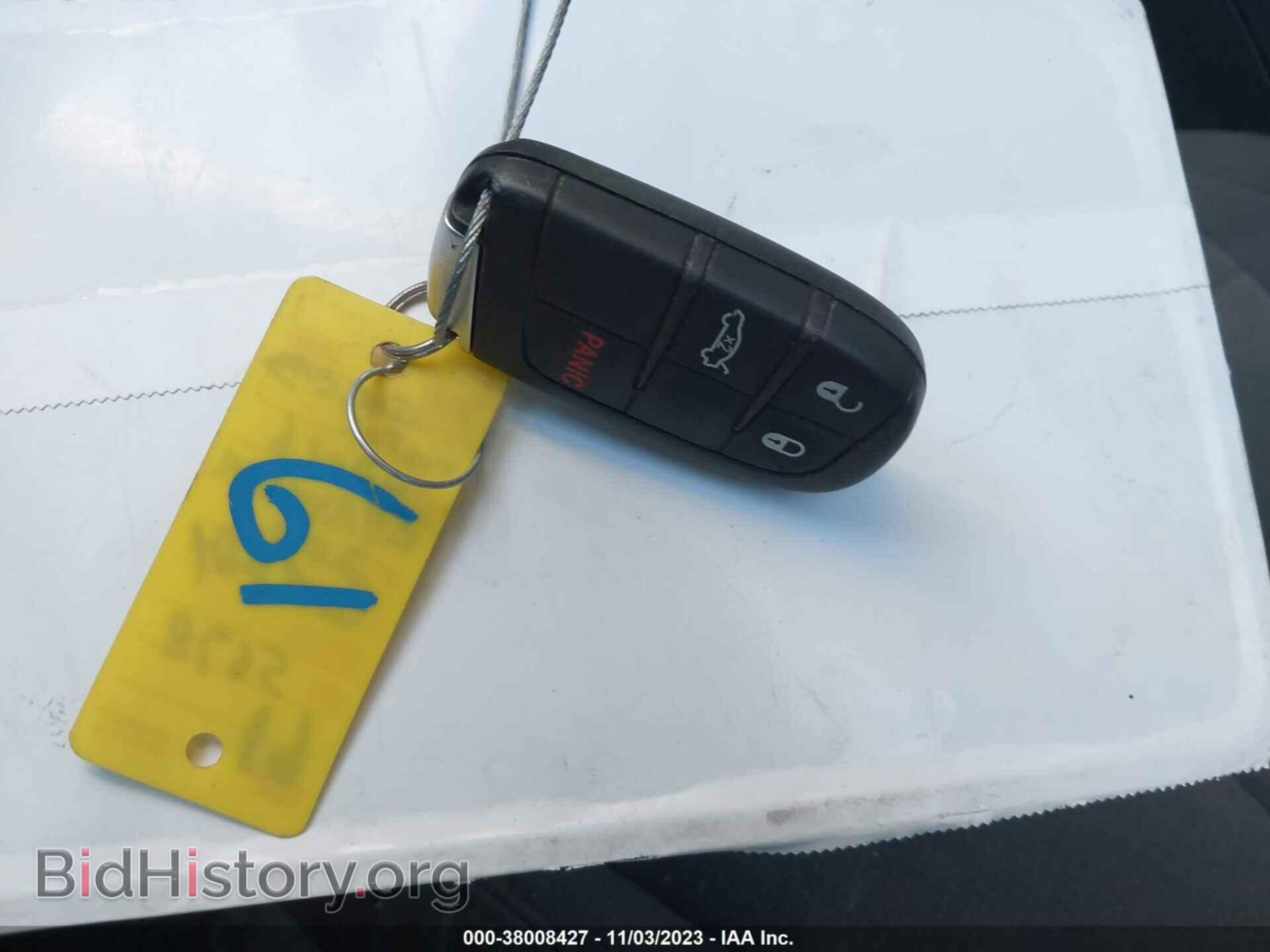 2016 CHRYSLER 200 - VIN: 1C3CCCAB7GN165678 - Фото 11