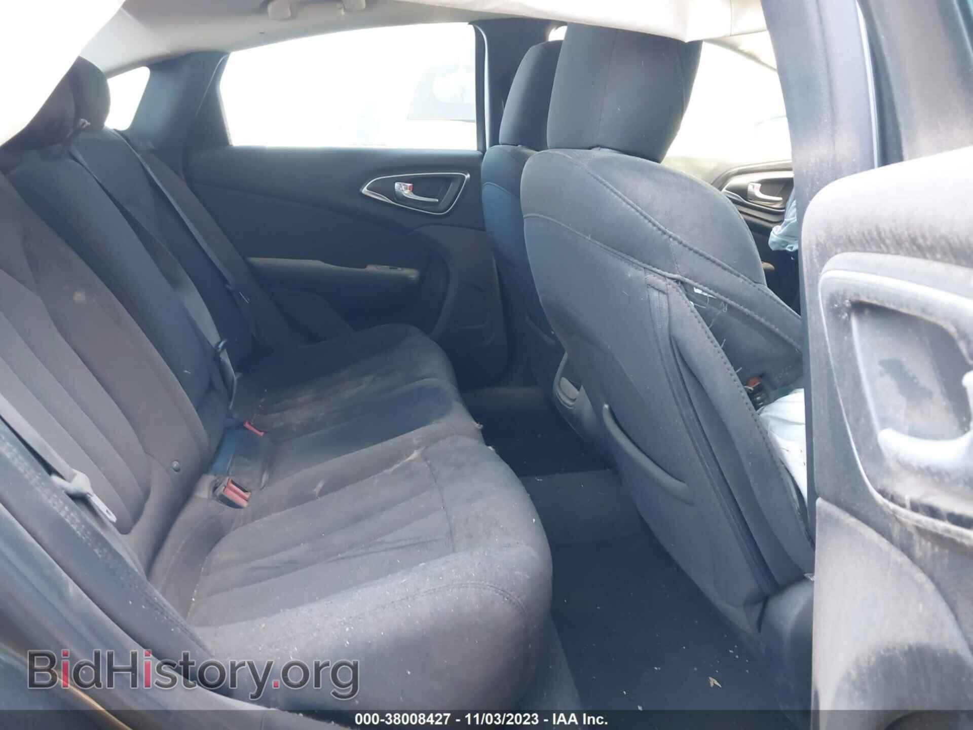 2016 CHRYSLER 200 - VIN: 1C3CCCAB7GN165678 - Фото 8