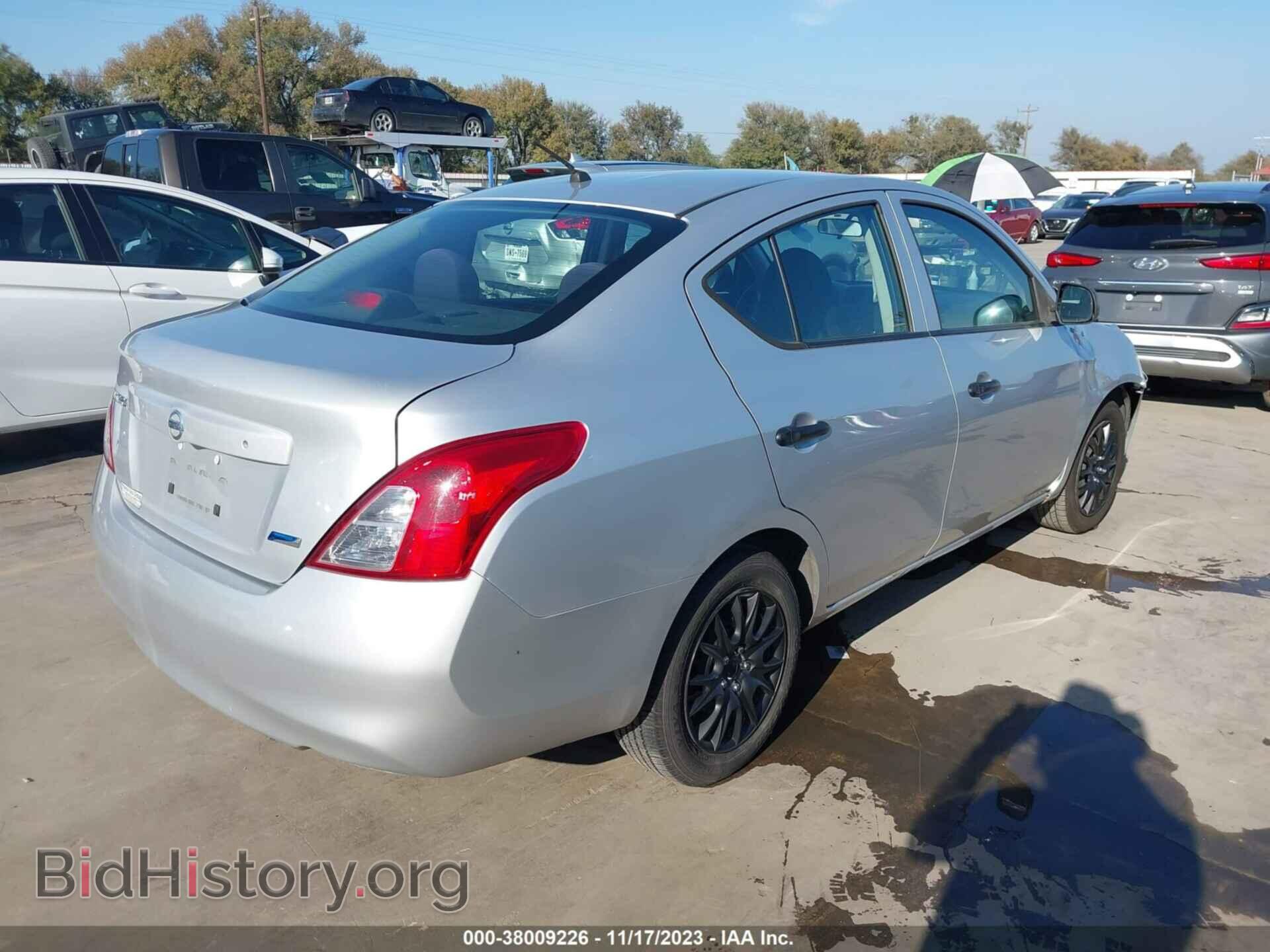 2012 NISSAN VERSA - VIN: 3N1CN7APXCL924085 - Фото 4