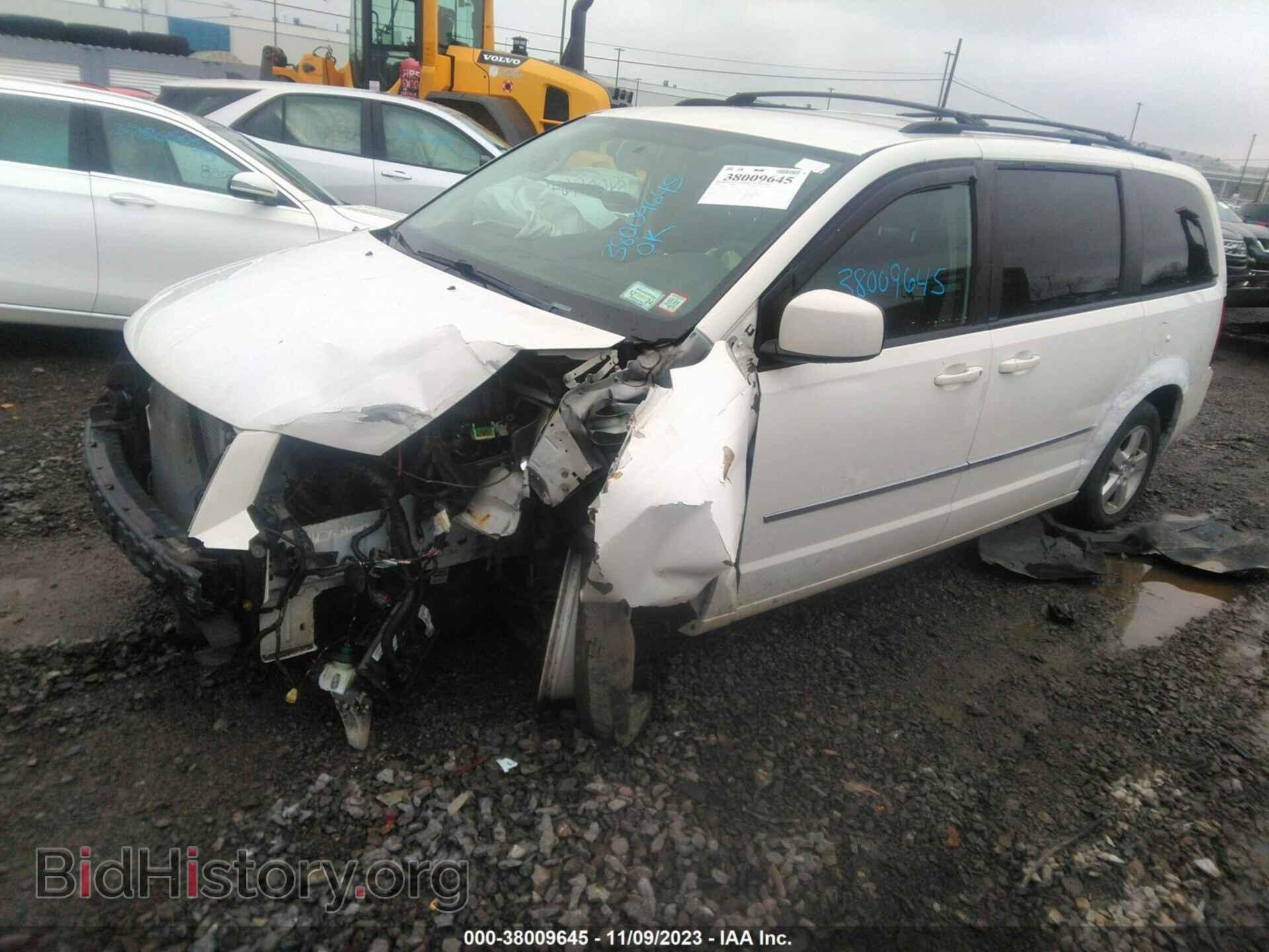 2010 DODGE GRAND CARAVAN - VIN: 2D4RN5D12AR487964 - Фото 2