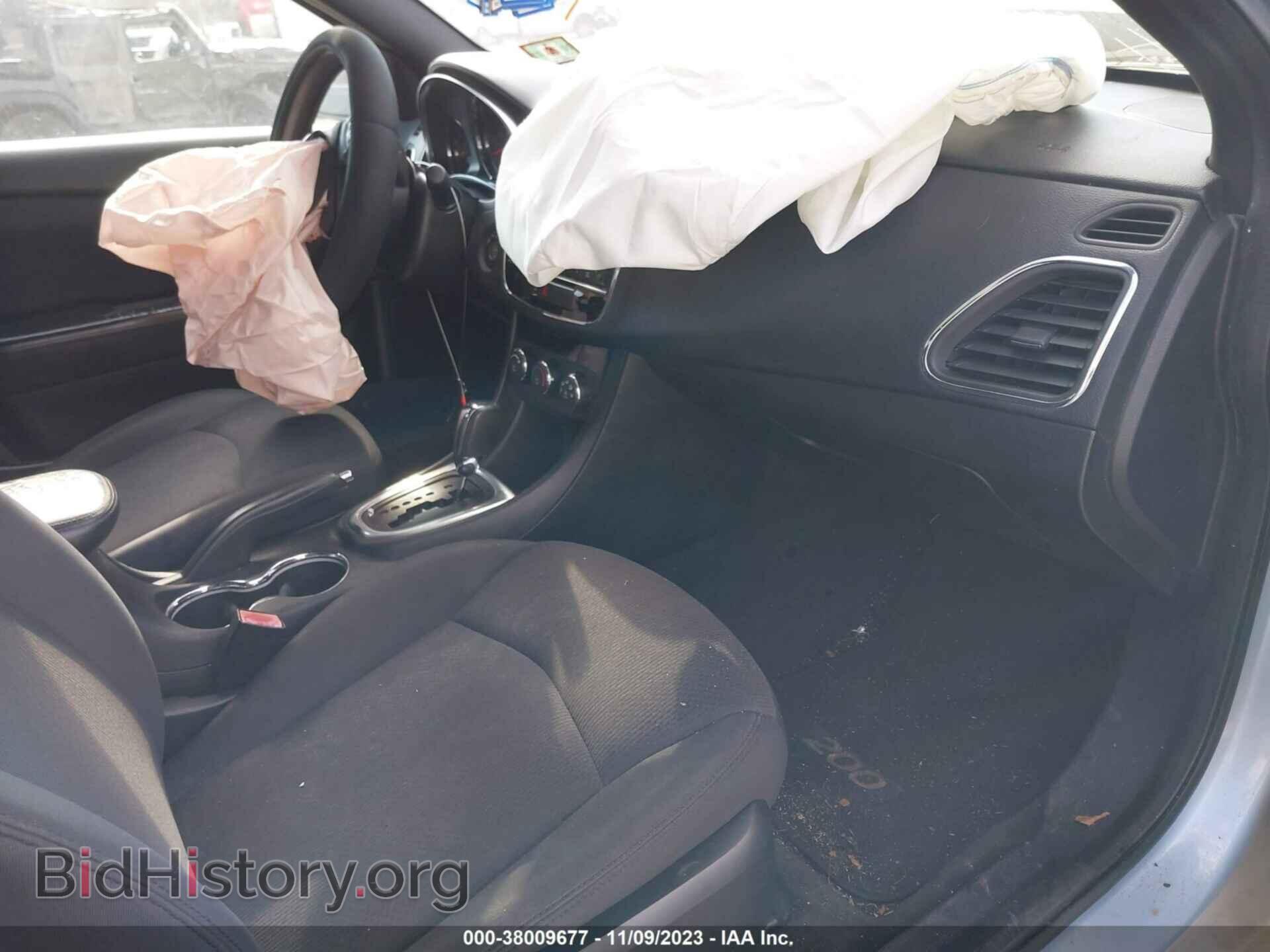 2013 CHRYSLER 200 - VIN: 1C3CCBAB3DN704819 - Фото 5