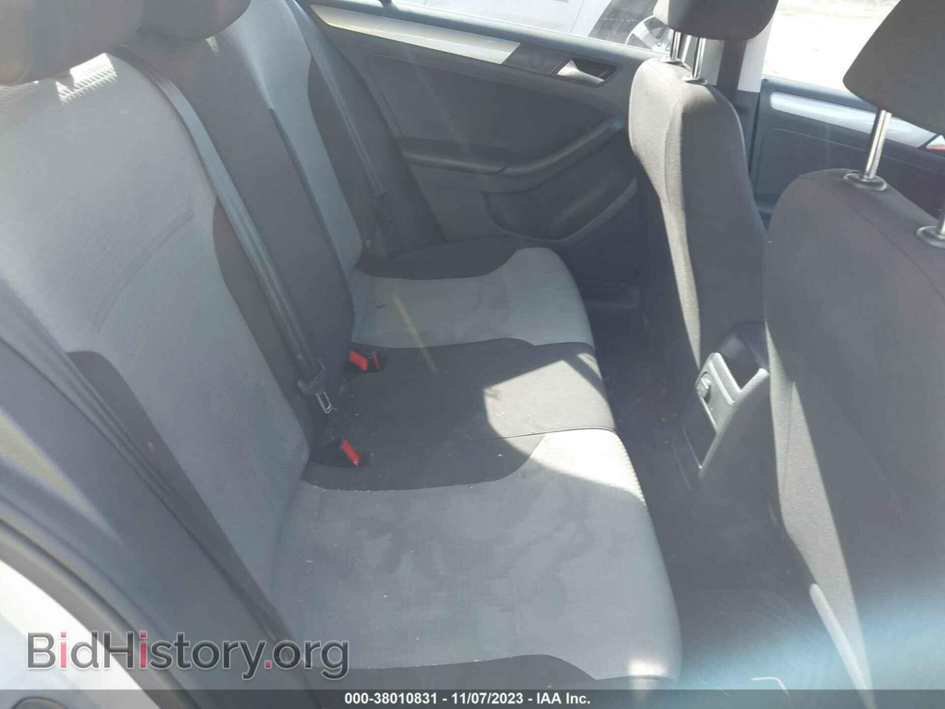 2017 VOLKSWAGEN JETTA - VIN: 3VW2B7AJ2HM371136 - Фото 8