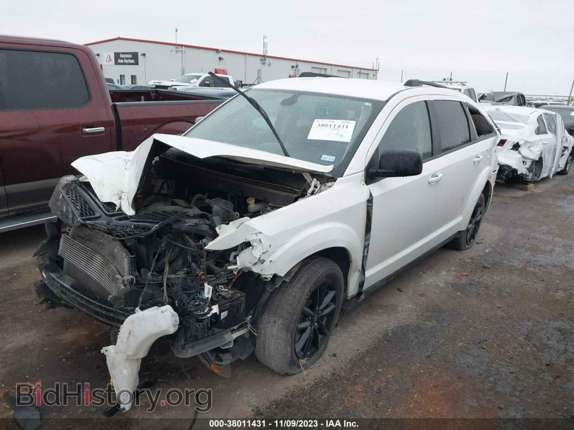 2020 DODGE JOURNEY - VIN: 3C4PDCAB2LT237665 - Фото 2