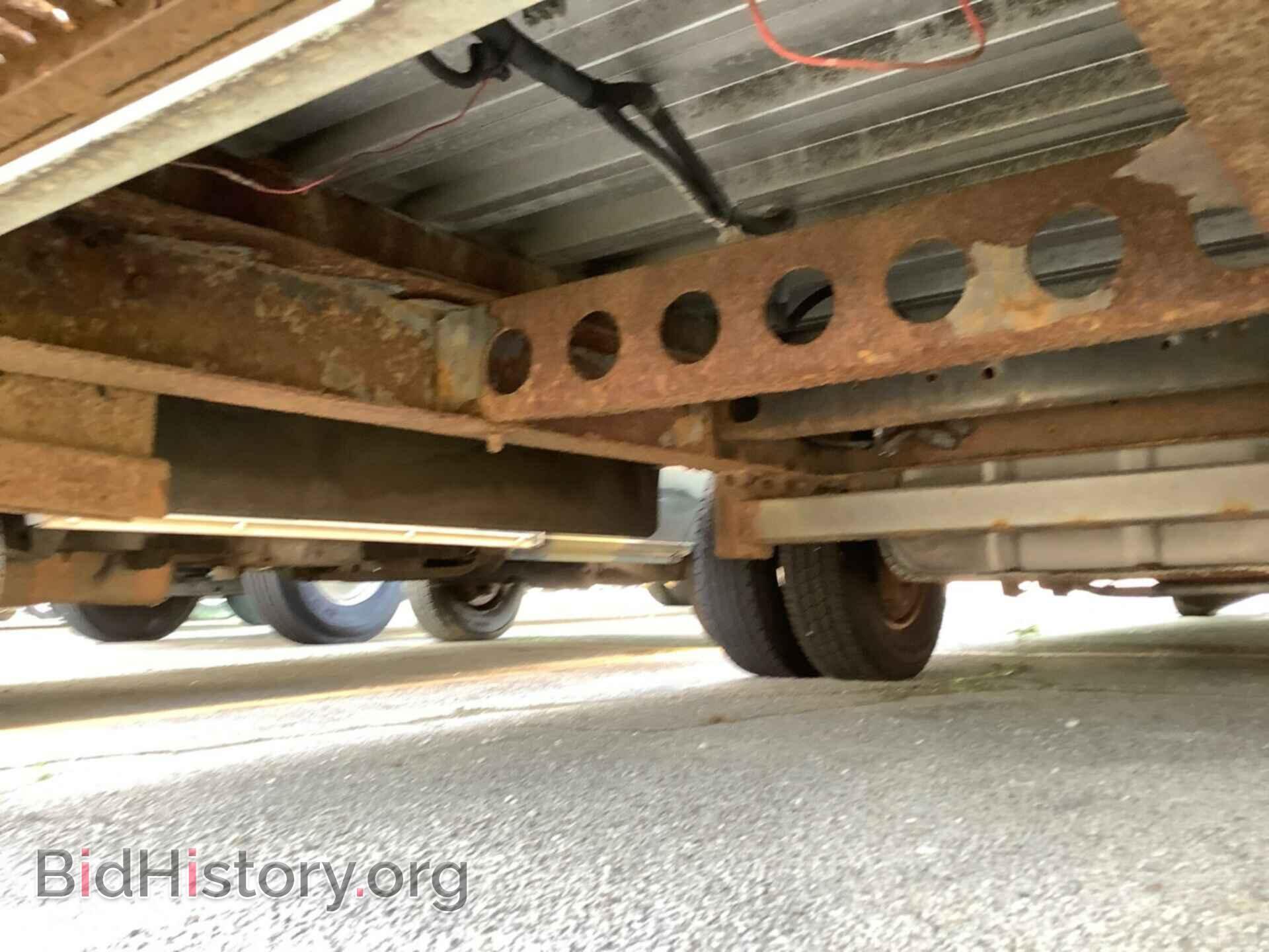 2011 FORD E-350 STRIPPED - VIN: 1FC2E3KL1BDA13256 - Photo 19