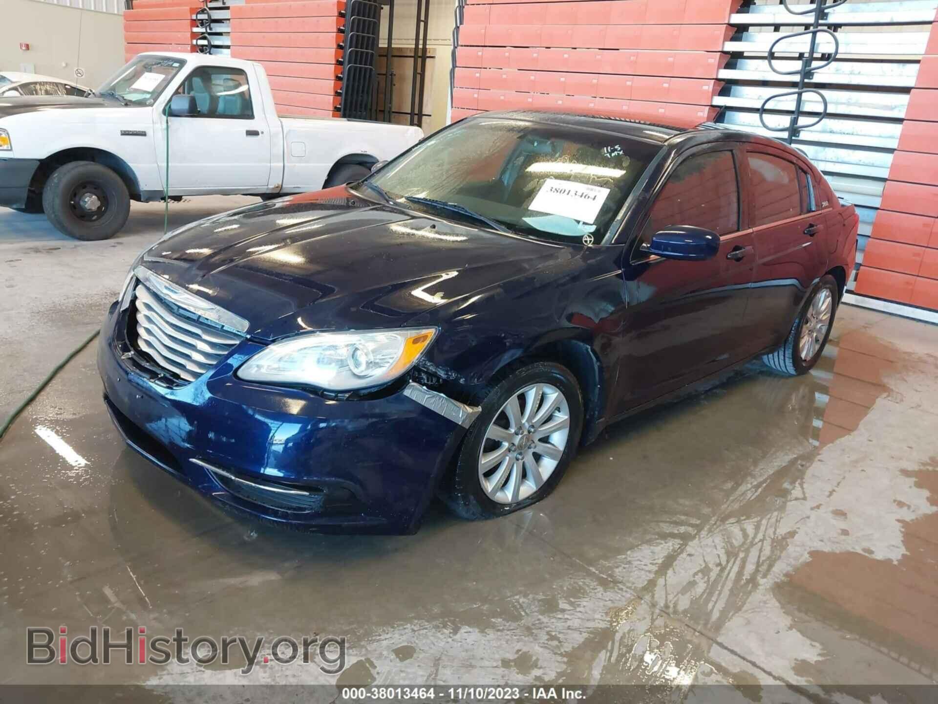 2014 CHRYSLER 200 - VIN: 1C3CCBAB1EN212548 - Photo 2