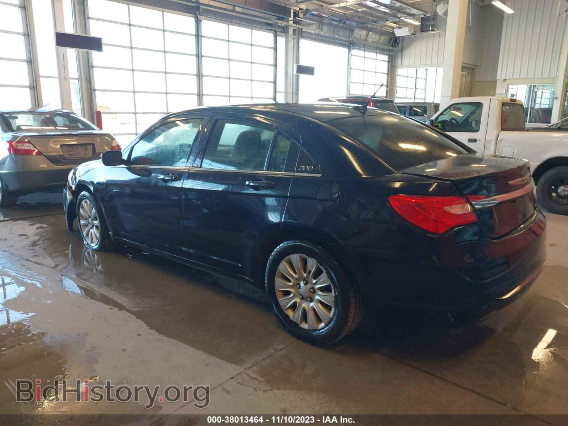 2014 CHRYSLER 200 - VIN: 1C3CCBAB1EN212548 - Photo 3