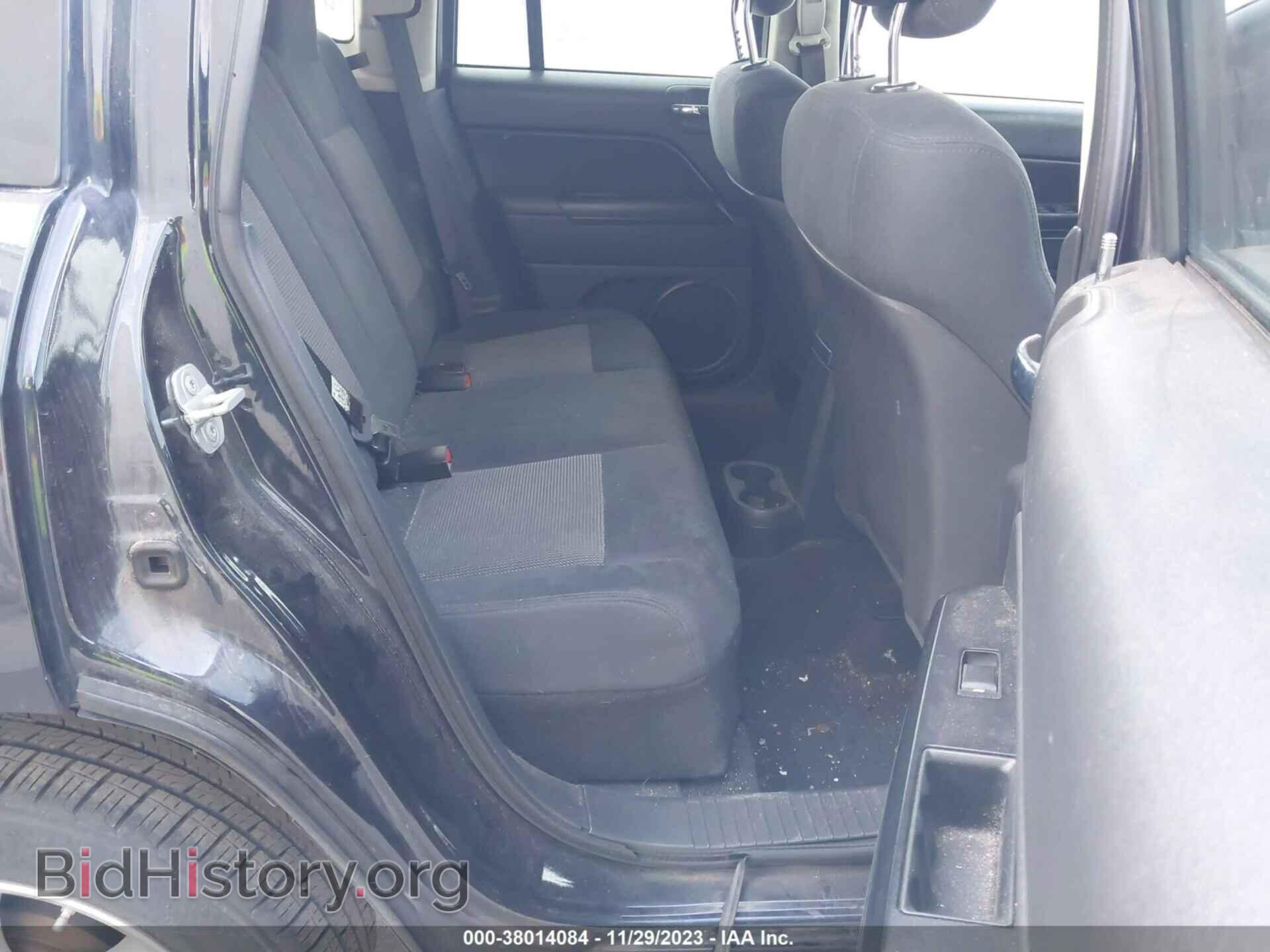 2011 JEEP COMPASS - VIN: 1J4NT1FB0BD171056 - Photo 8