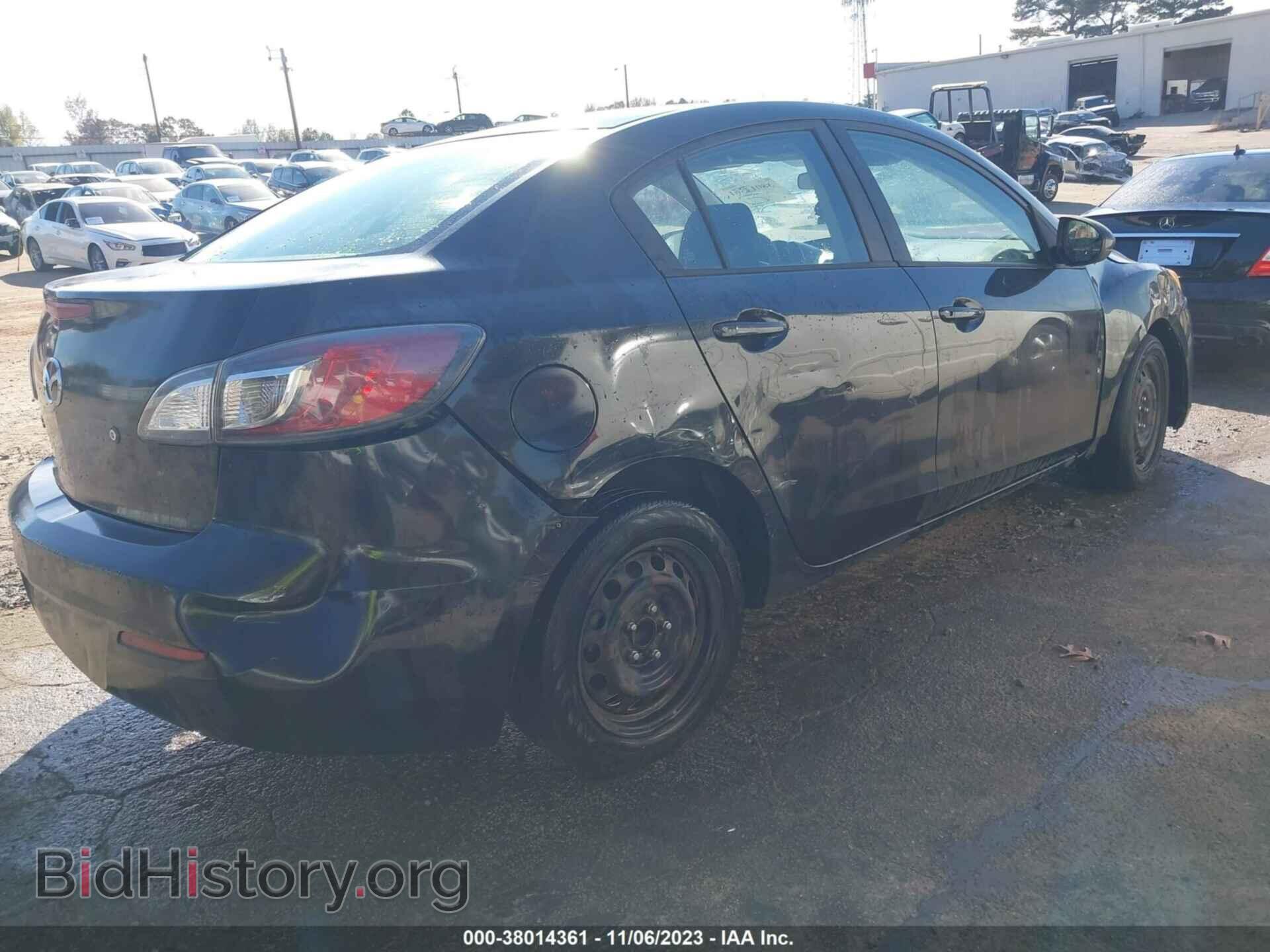 2013 MAZDA MAZDA3 - VIN: JM1BL1TF8D1766287 - Фото 4