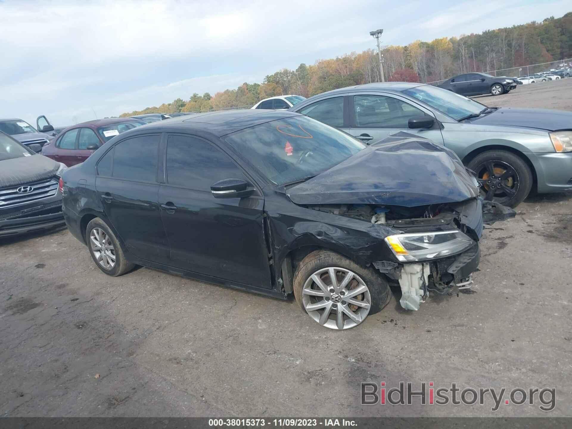 Photo 3VWDX7AJ0BM319196 - VOLKSWAGEN JETTA 2011