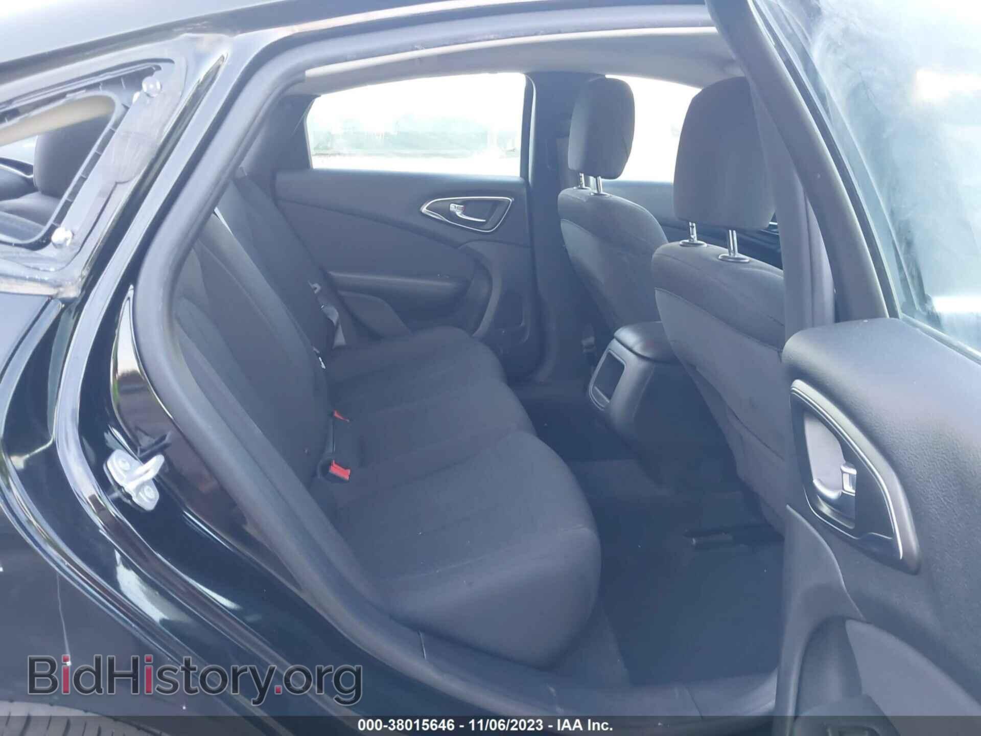 2016 CHRYSLER 200 - VIN: 1C3CCCFB5GN186098 - Фото 8