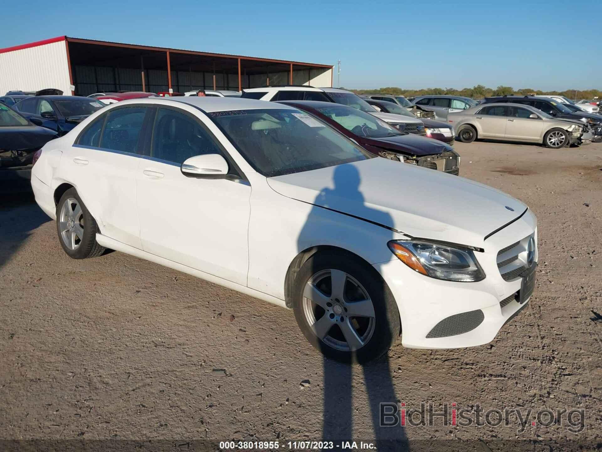 Photo WDDWF4AB7FF080845 - MERCEDES-BENZ C 2015