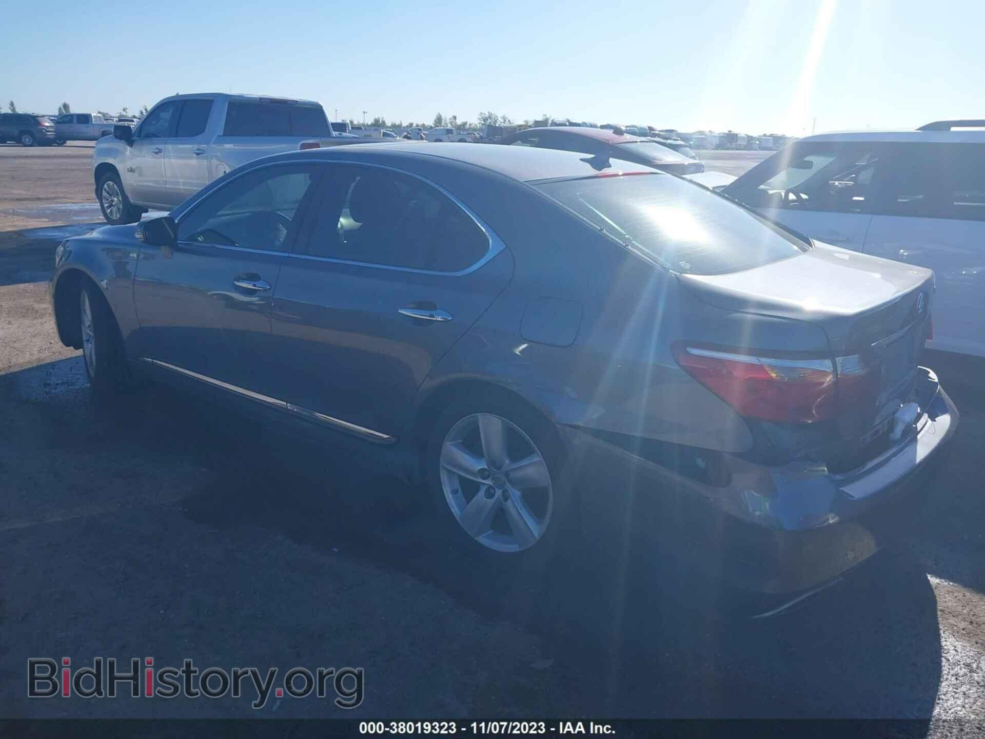 2012 LEXUS LS 460 - VIN: JTHBL5EF8C5109421 - Photo 3