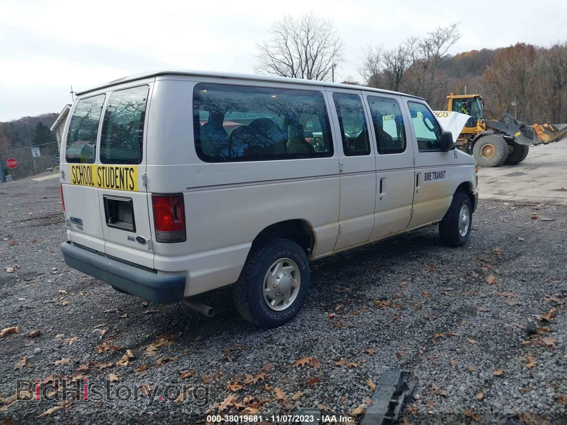 2011 FORD E-250 - VIN: 1FTNE2EW0BDA67340 - Photo 4