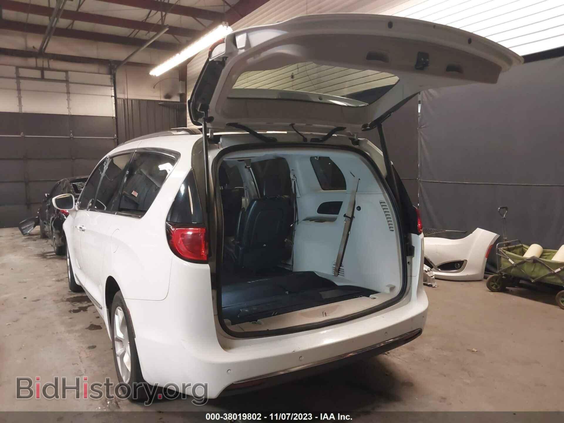 2017 CHRYSLER PACIFICA - VIN: 2C4RC1BG1HR541946 - Фото 3