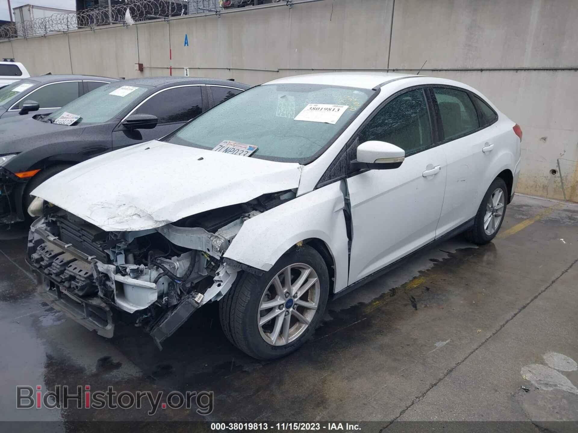 2015 FORD FOCUS - VIN: 1FADP3F28FL317366 - Фото 2