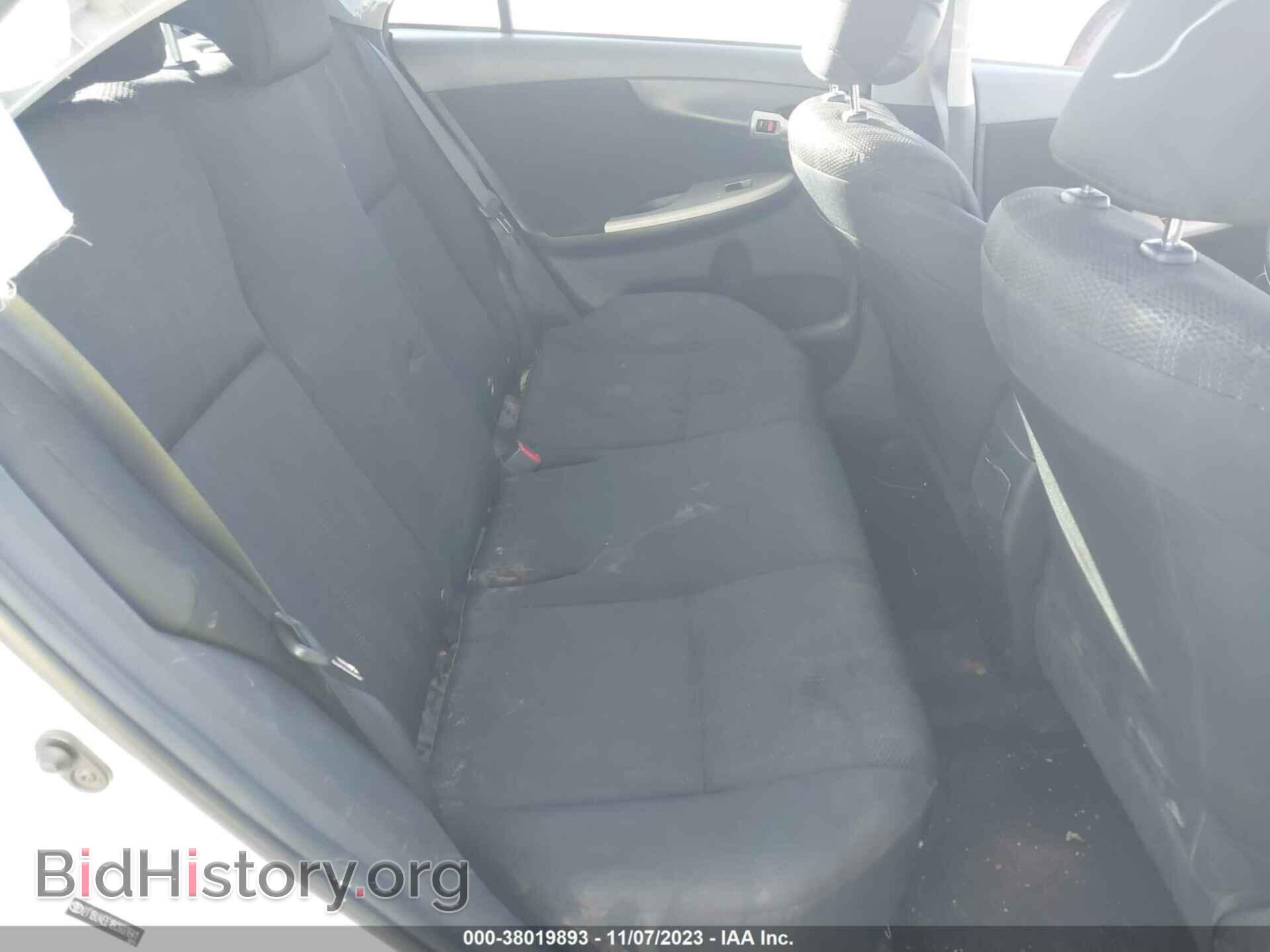 2011 TOYOTA COROLLA - VIN: 2T1BU4EE1BC607641 - Фото 8